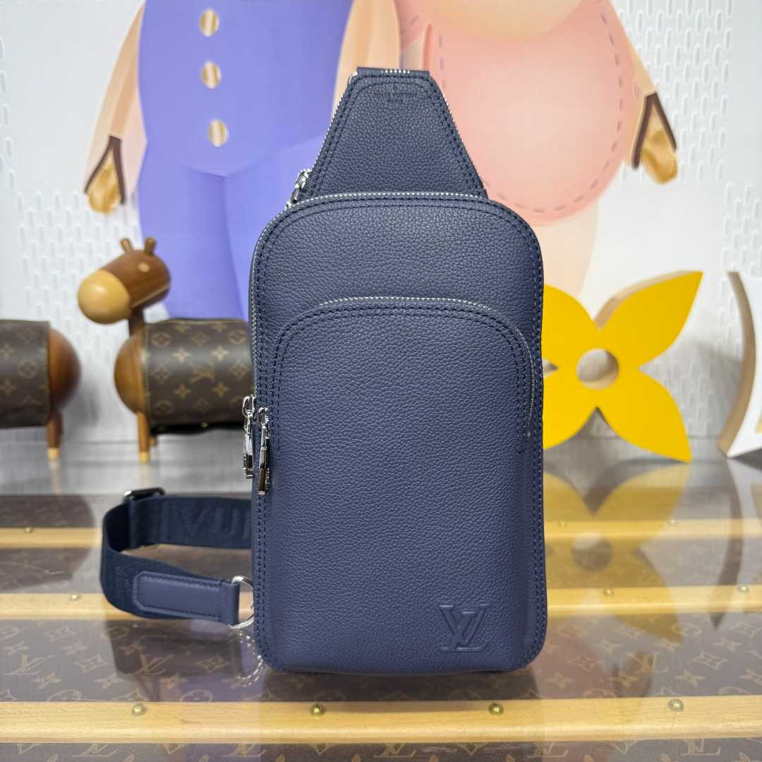 Louis Vuitton Avenue Slingbag PM   M15269 - DopestKickz