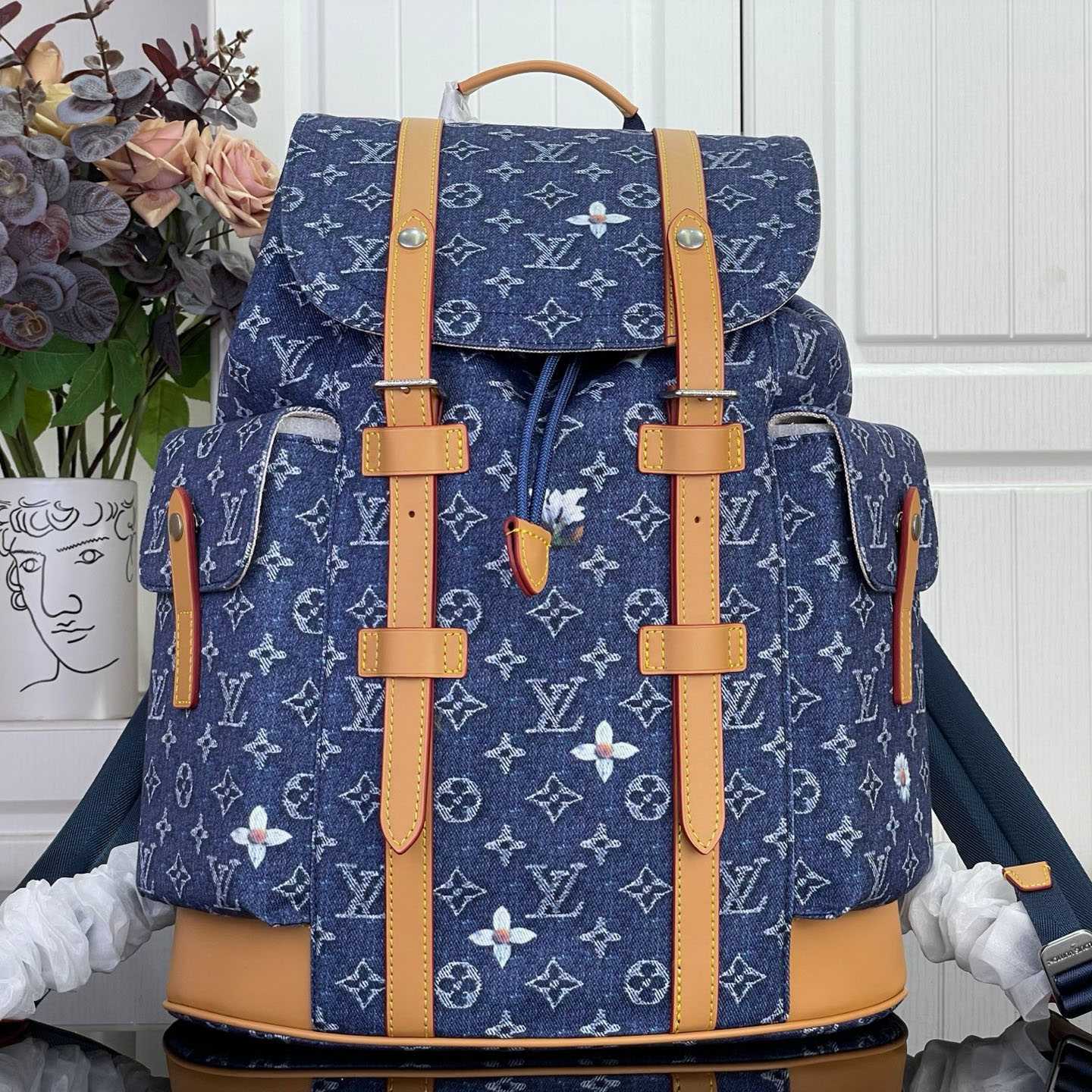  Louis Vuitton Christopher MM     M27554 - DopestKickz