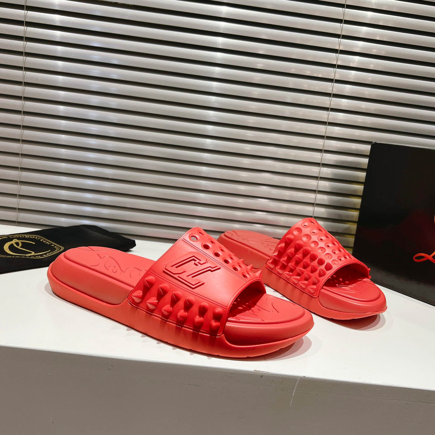 Christian Louboutin Take It Easy Sandals - DopestKickz