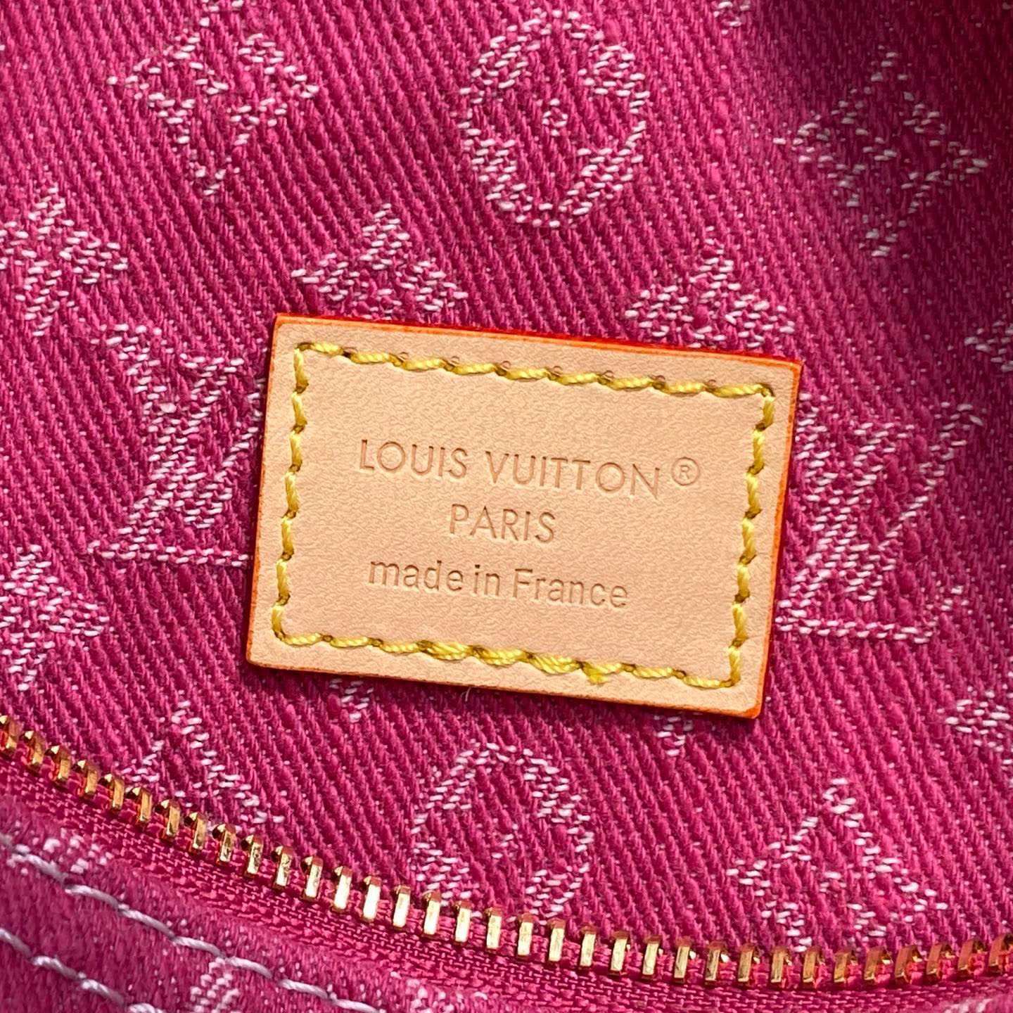 Louis Vuitton Baggy M28266 - DopestKickz