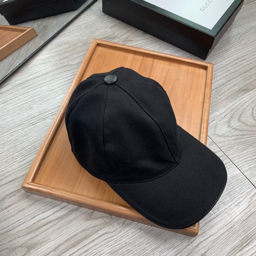 Gucci GG Baseball Hat In Black - DopestKickz