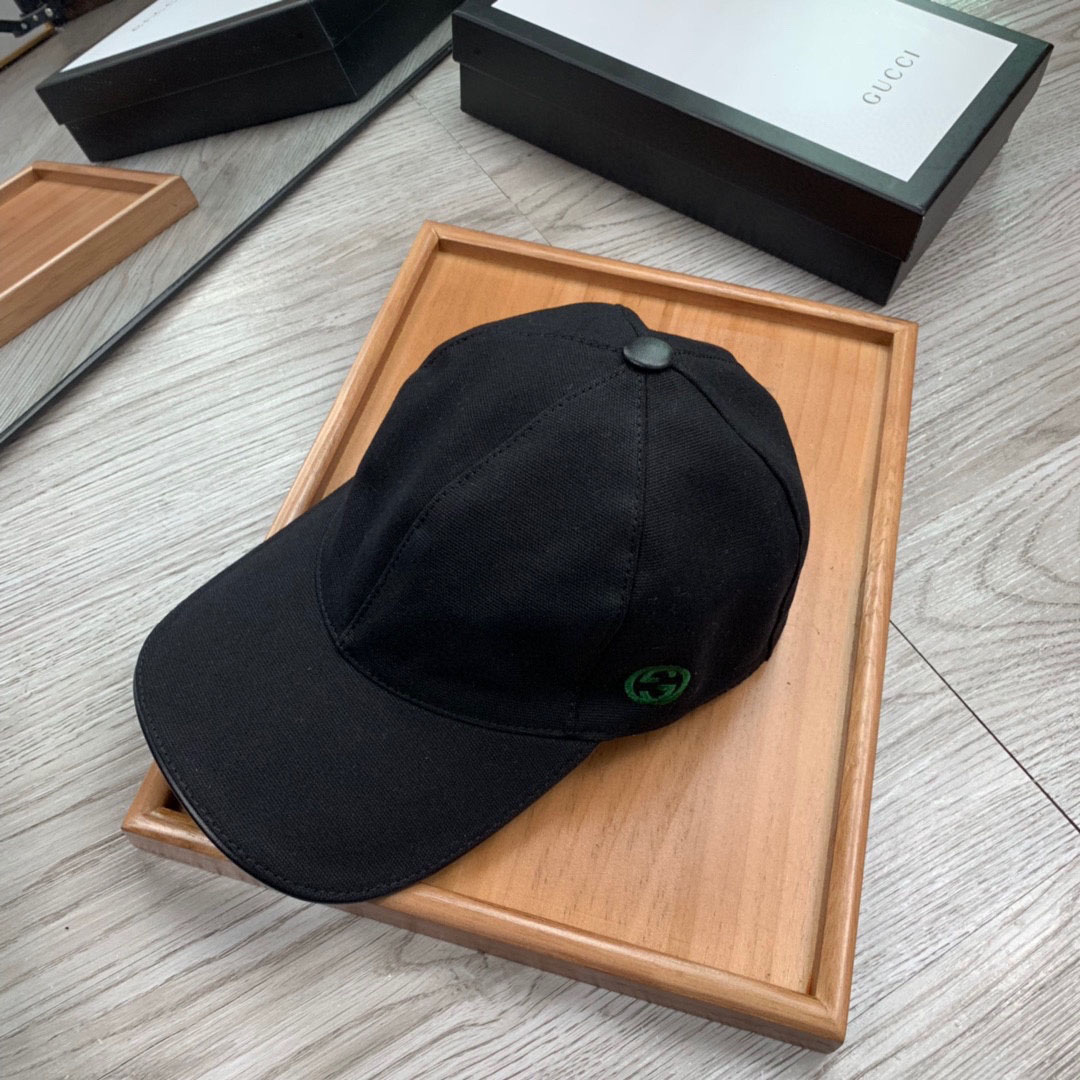 Gucci GG Baseball Hat In Black - DopestKickz