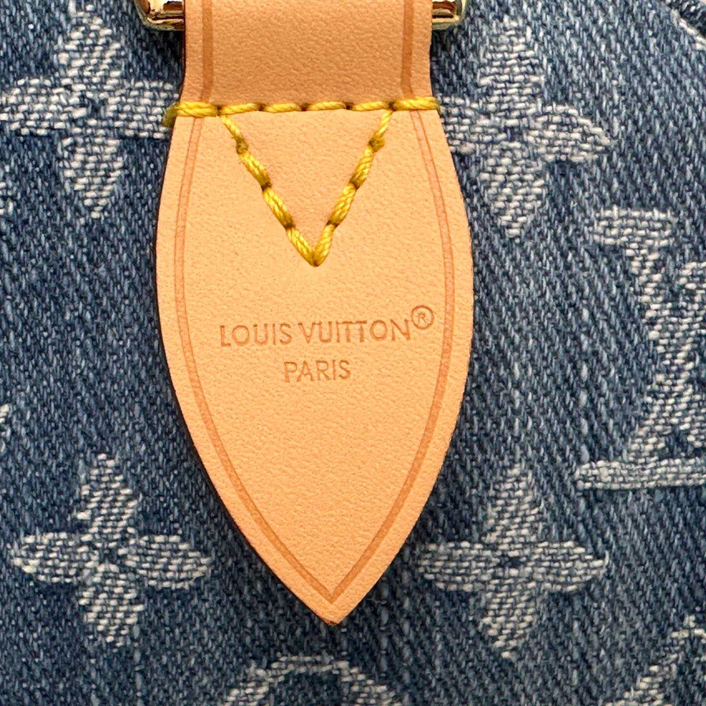 Louis Vuitton Nano Diane   M27700 - DopestKickz