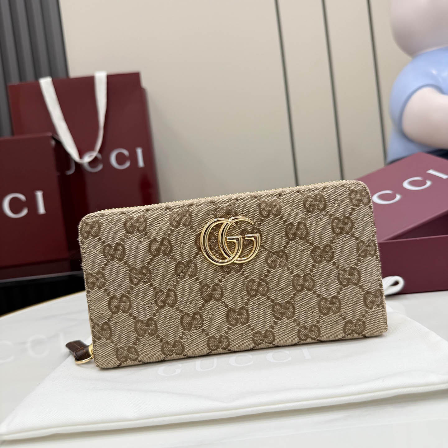 Gucci GG Marmont Zip Around Wallet - DopestKickz
