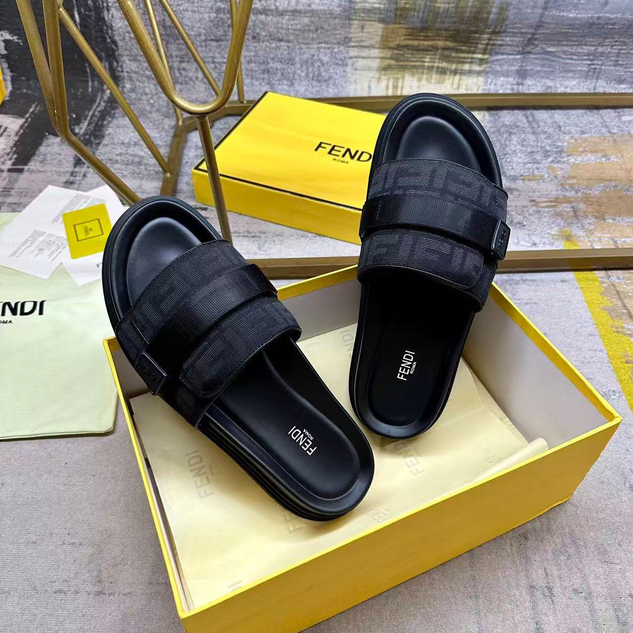 Fendi Chunky Slides - DopestKickz