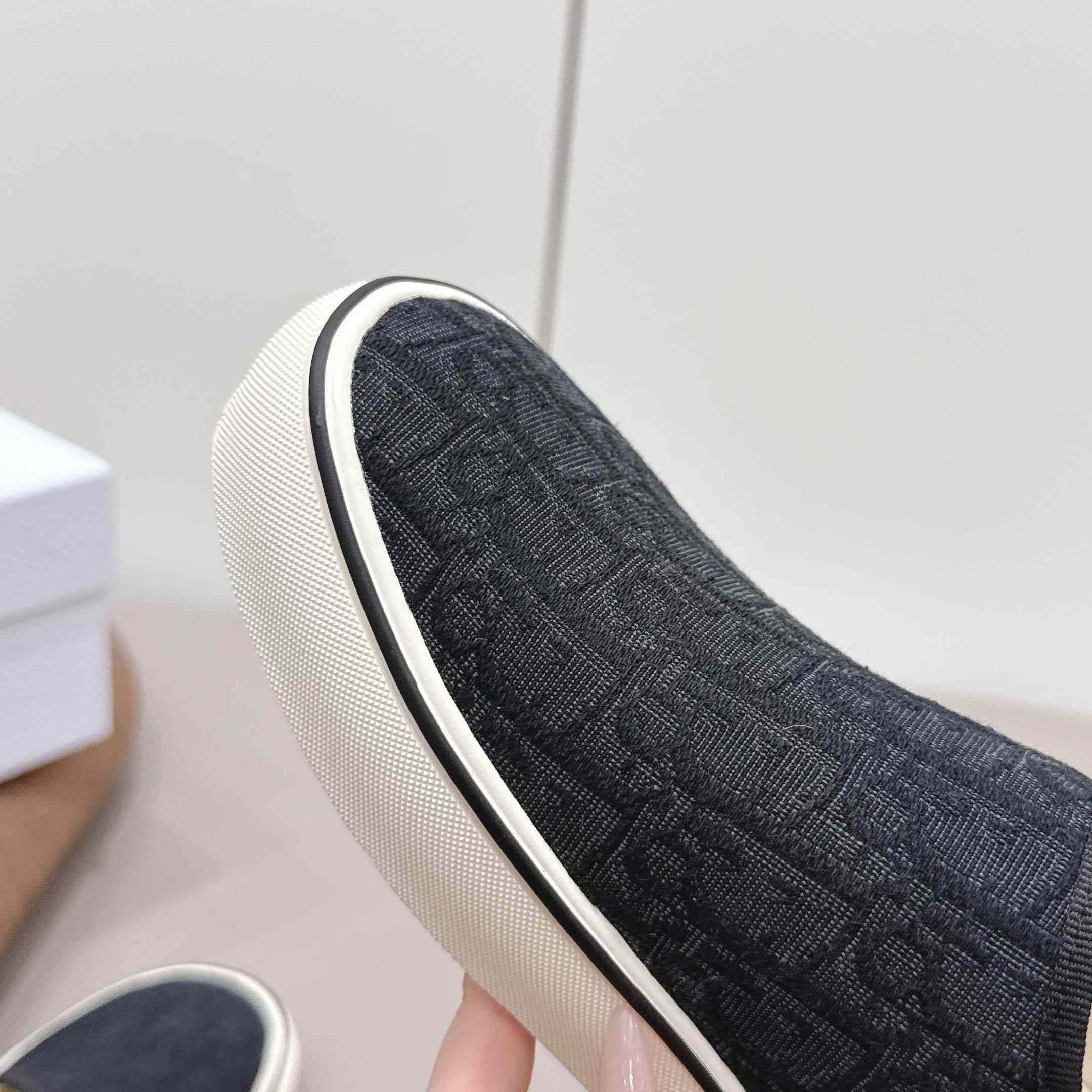 Dior Saltwind Slip-On Sneaker - DopestKickz
