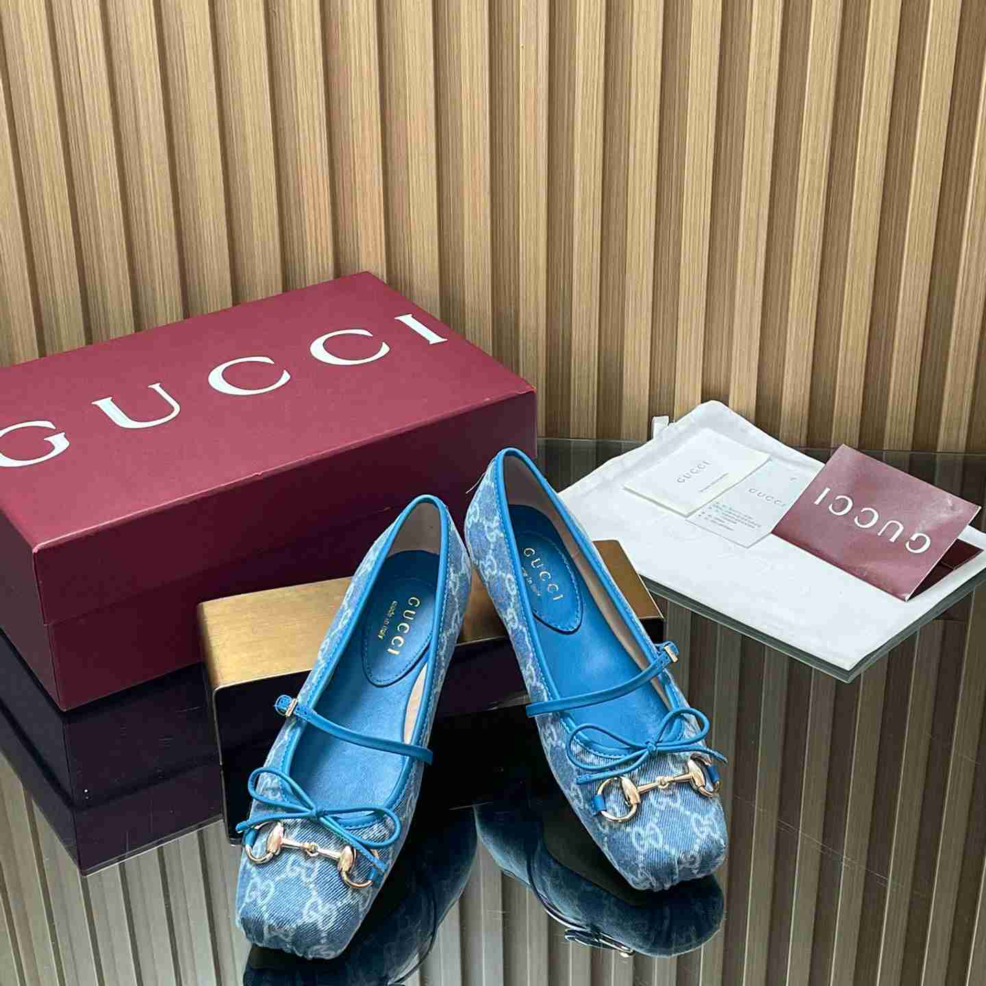Gucci Women's Gucci Horsebit Ballet Flat - DopestKickz