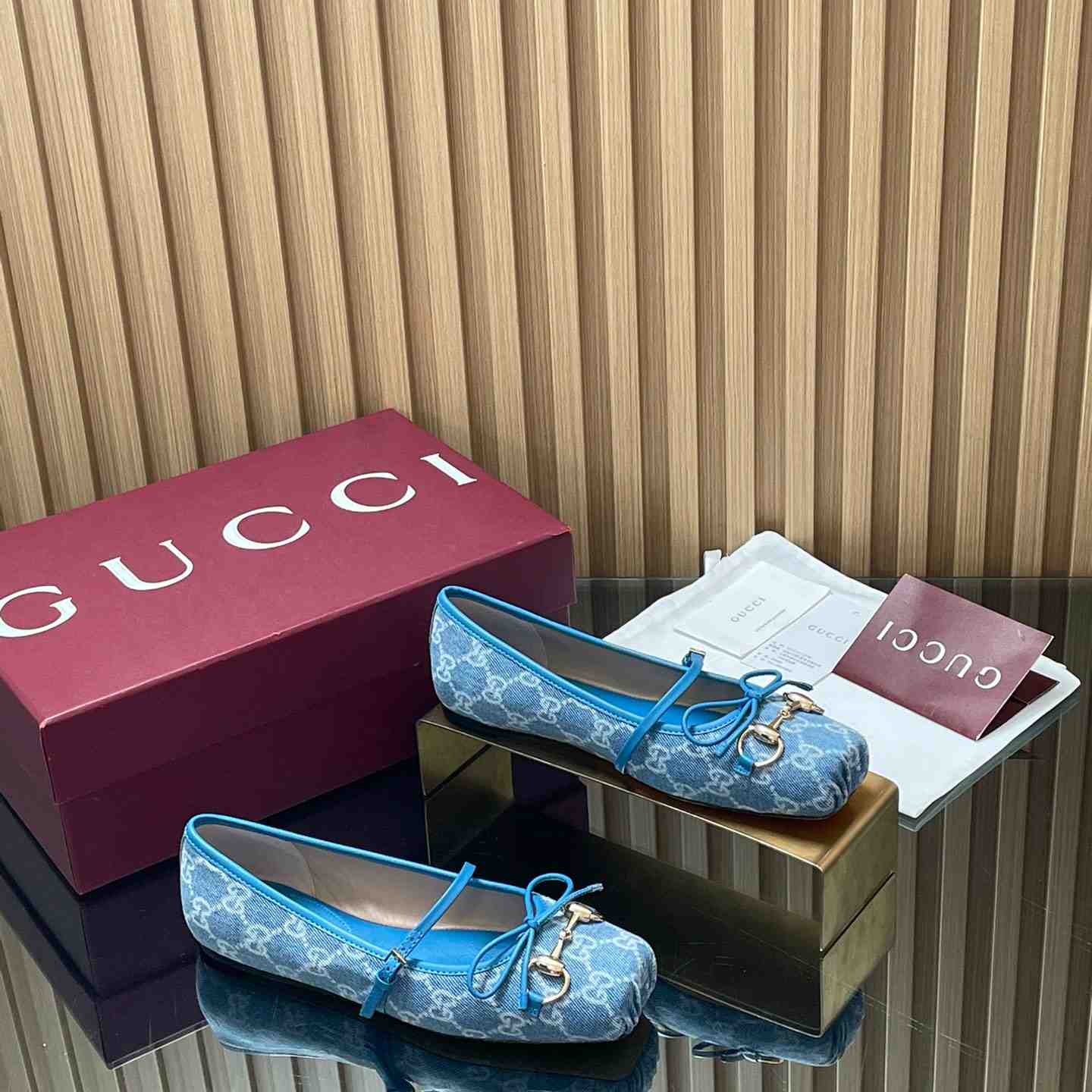 Gucci Women's Gucci Horsebit Ballet Flat - DopestKickz