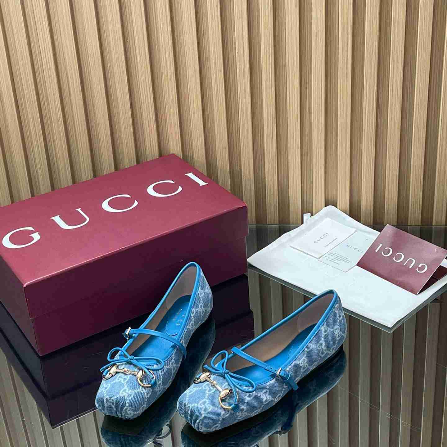Gucci Women's Gucci Horsebit Ballet Flat - DopestKickz