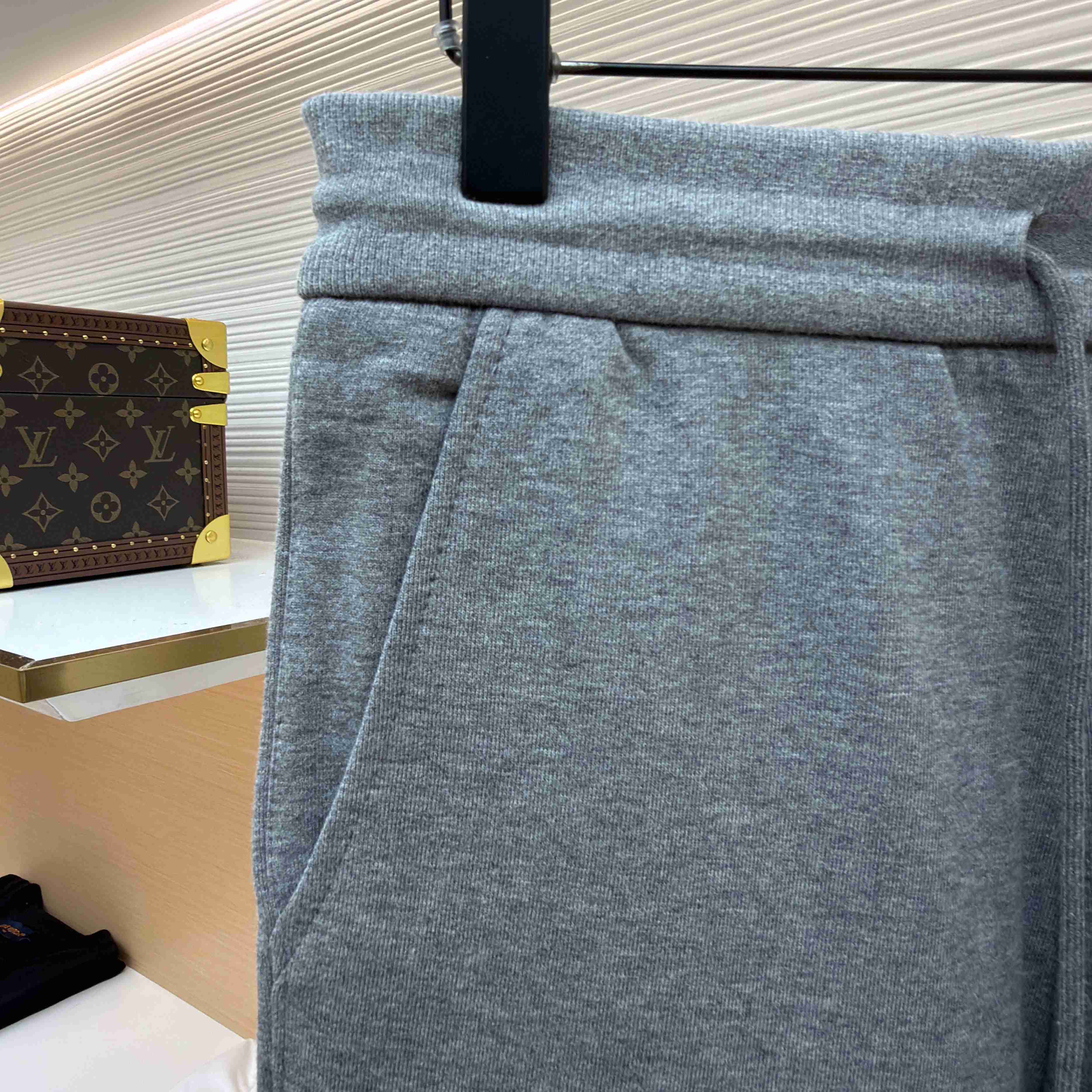 Thom Browne Classic Tonal 4 Bar Sweat Shorts - DopestKickz