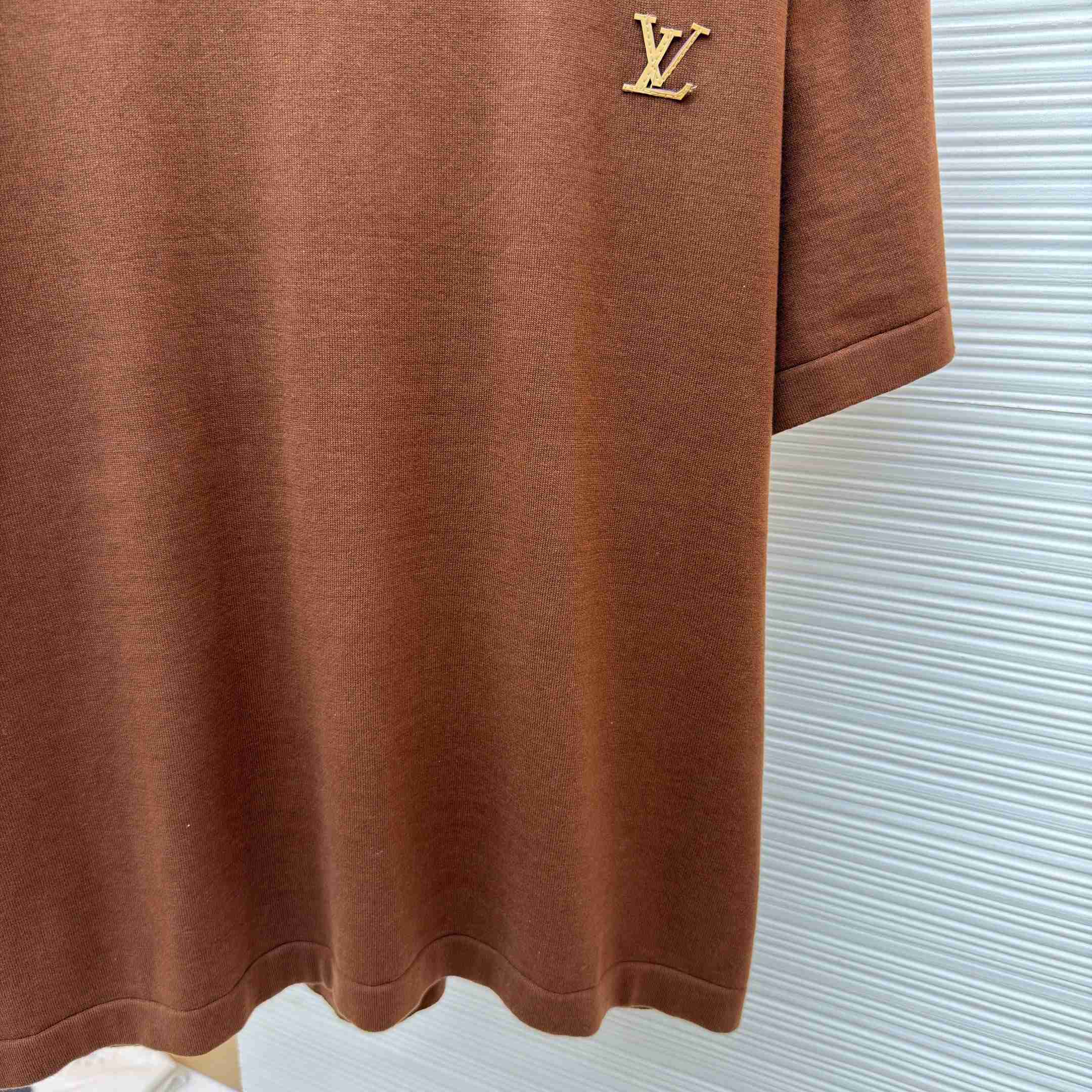 Louis Vuitton Short-Sleeved Crewneck With Signature 1AK714 - DopestKickz
