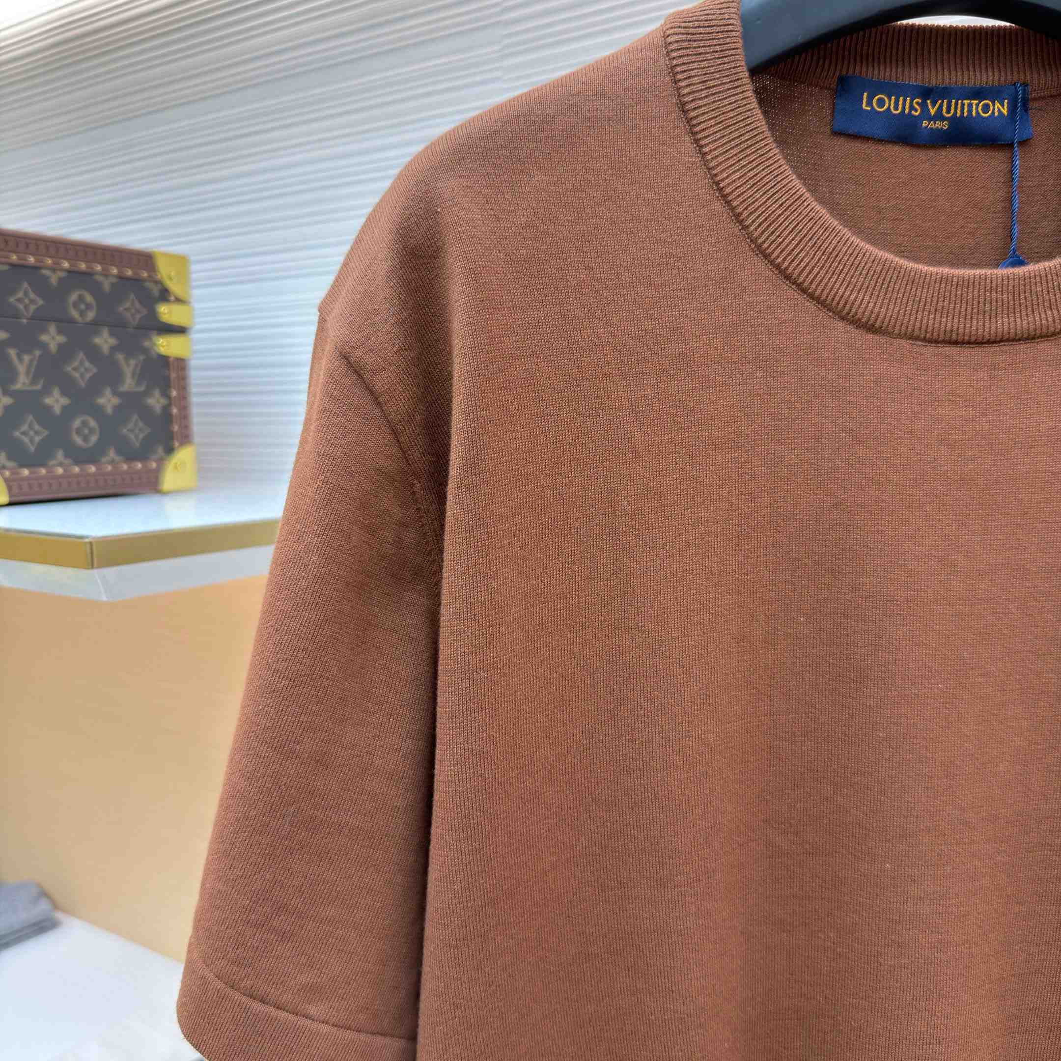 Louis Vuitton Short-Sleeved Crewneck With Signature 1AK714 - DopestKickz