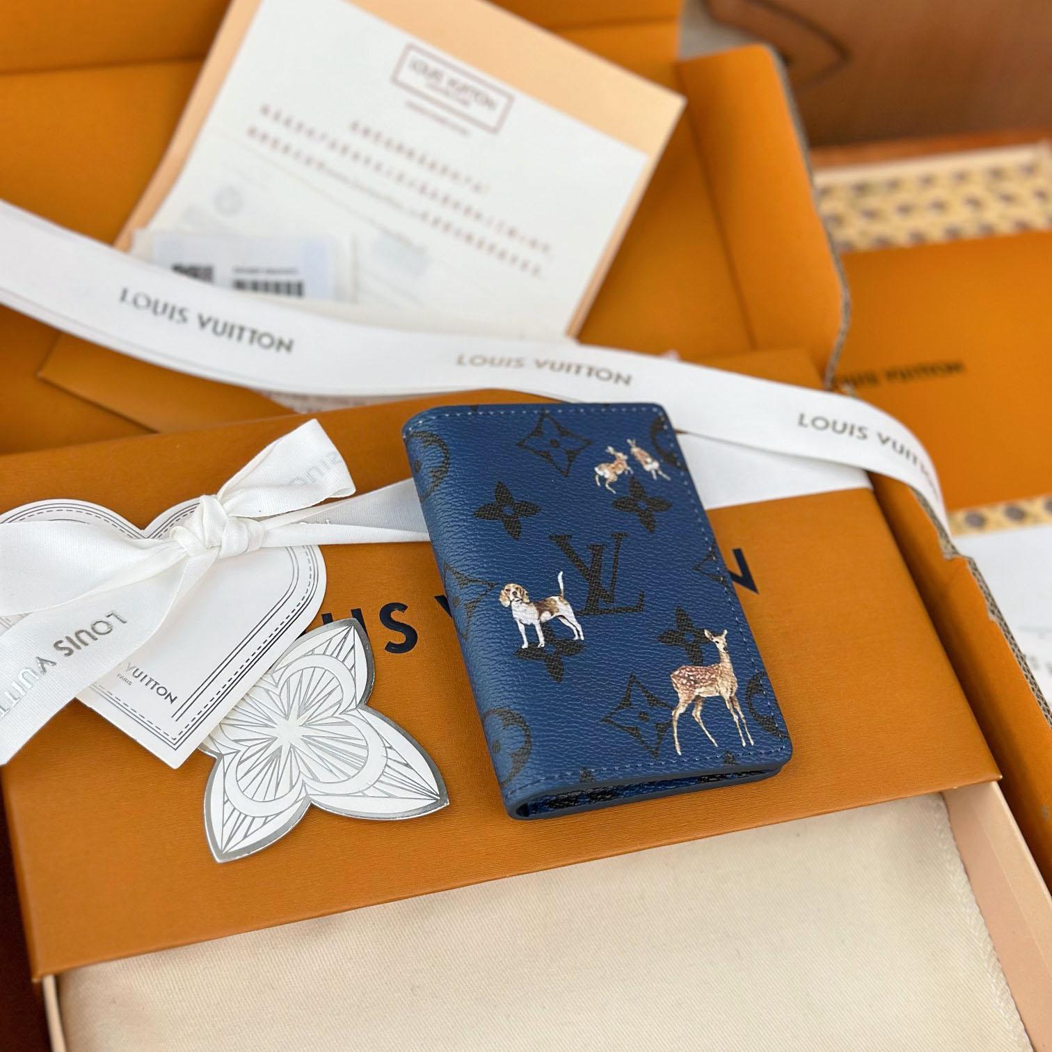 Louis Vuitton Passport Cover  M27052 - DopestKickz