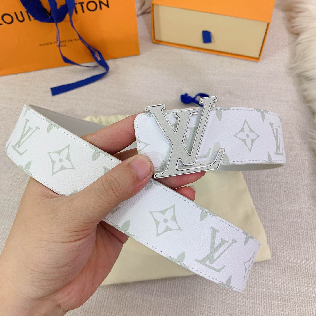 Louis Vuitton LV Initiales 40mm Reversible Belt M0713T - DopestKickz