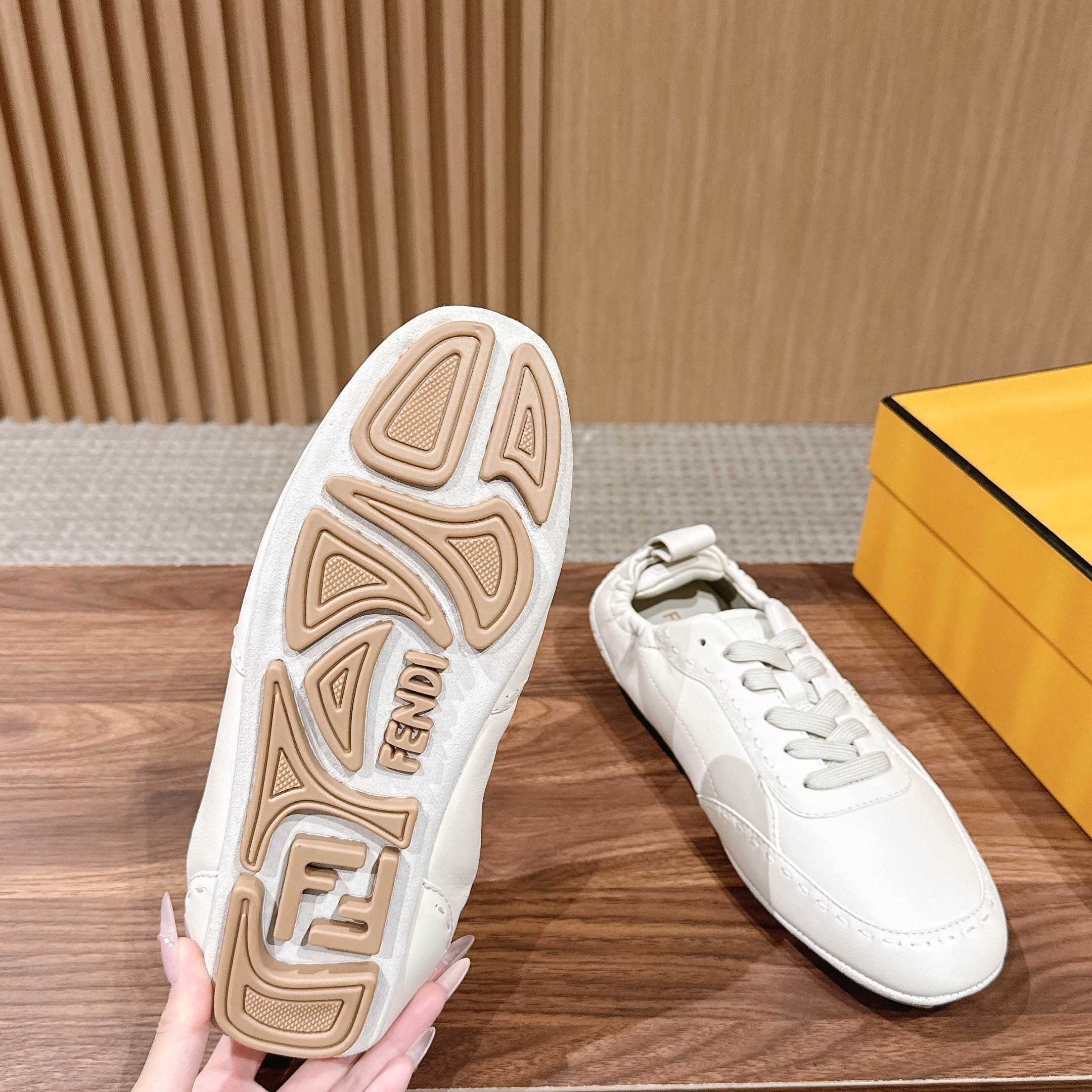 Fendi White Leather Low-Tops Sneakers - DopestKickz