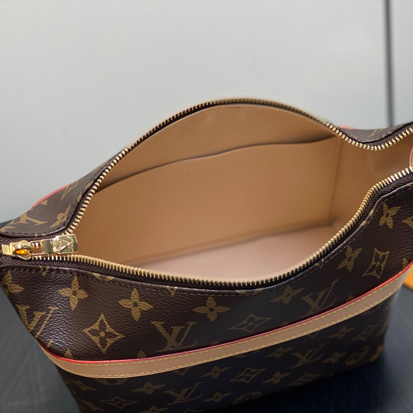 Louis Vuitton Cruiser Toiletry Bag M15350 - DopestKickz