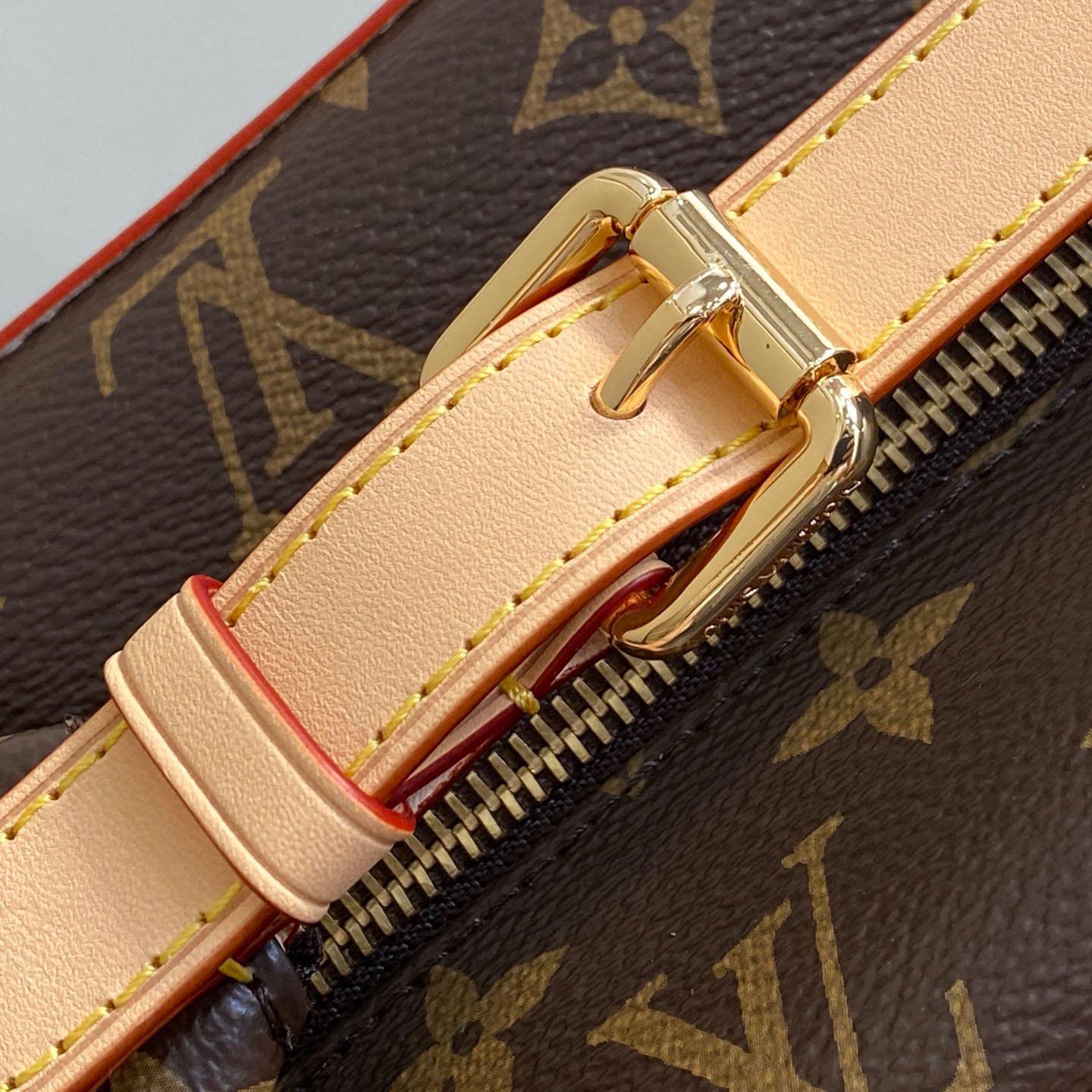 Louis Vuitton Cruiser Toiletry Bag M15350 - DopestKickz
