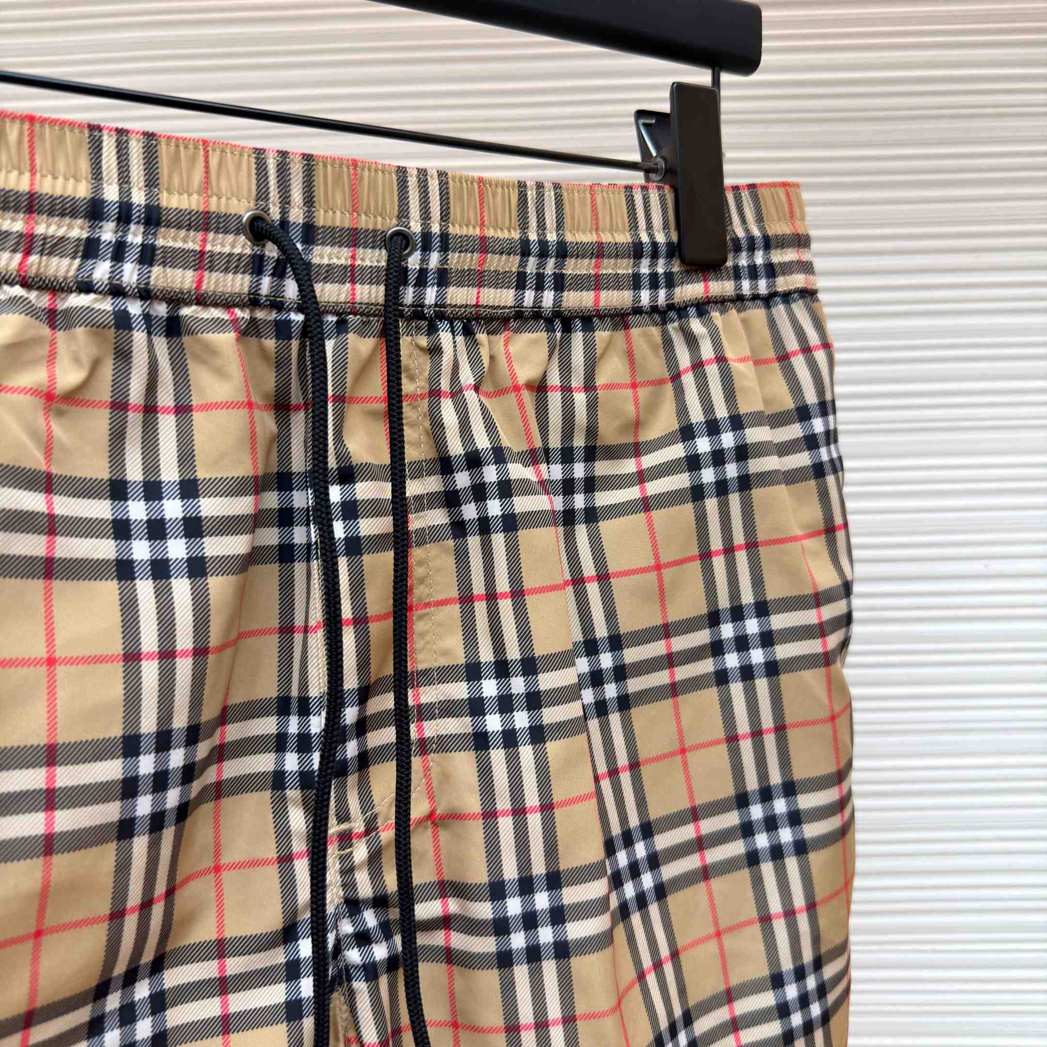 Burberry Vintage Check Short - DopestKickz
