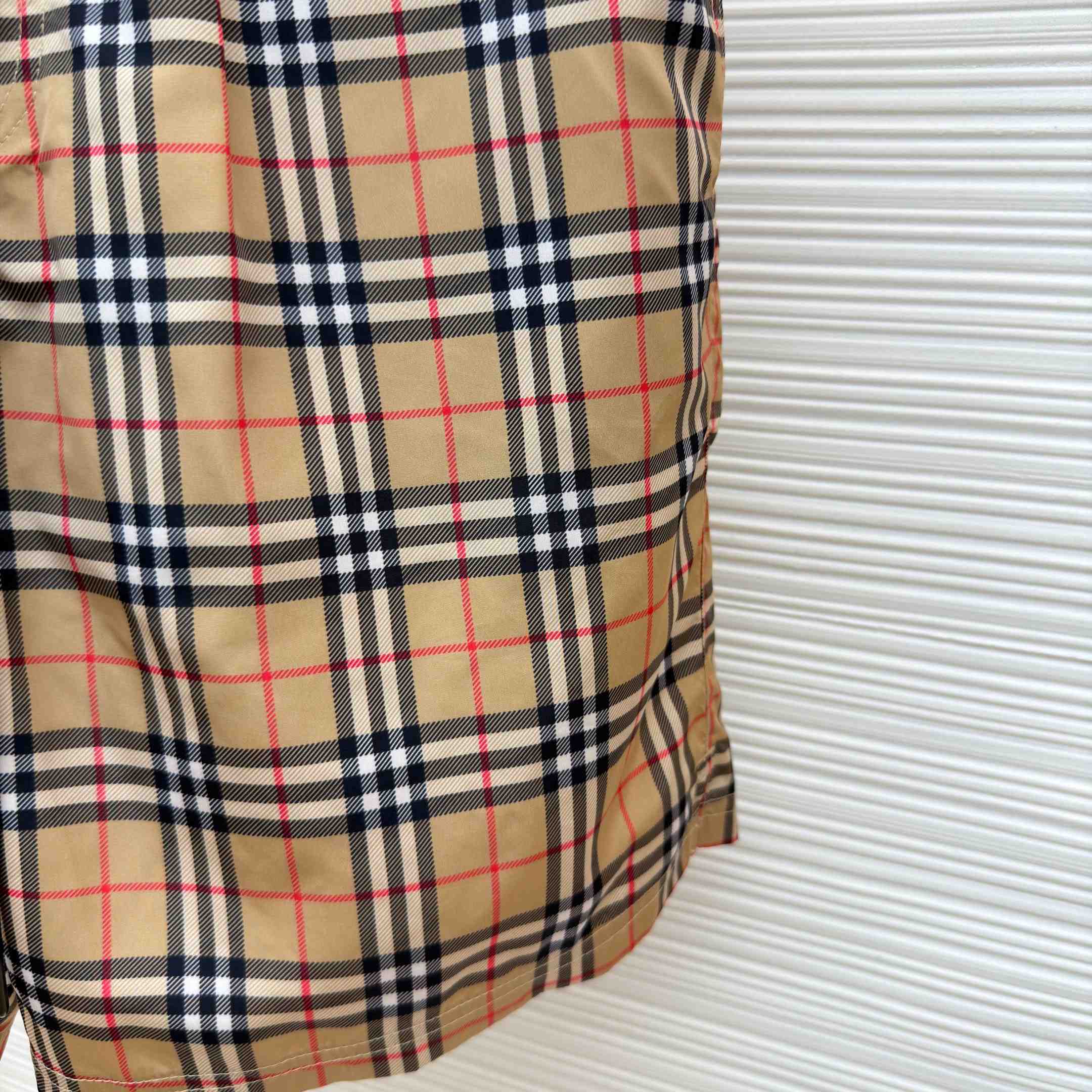 Burberry Vintage Check Short - DopestKickz
