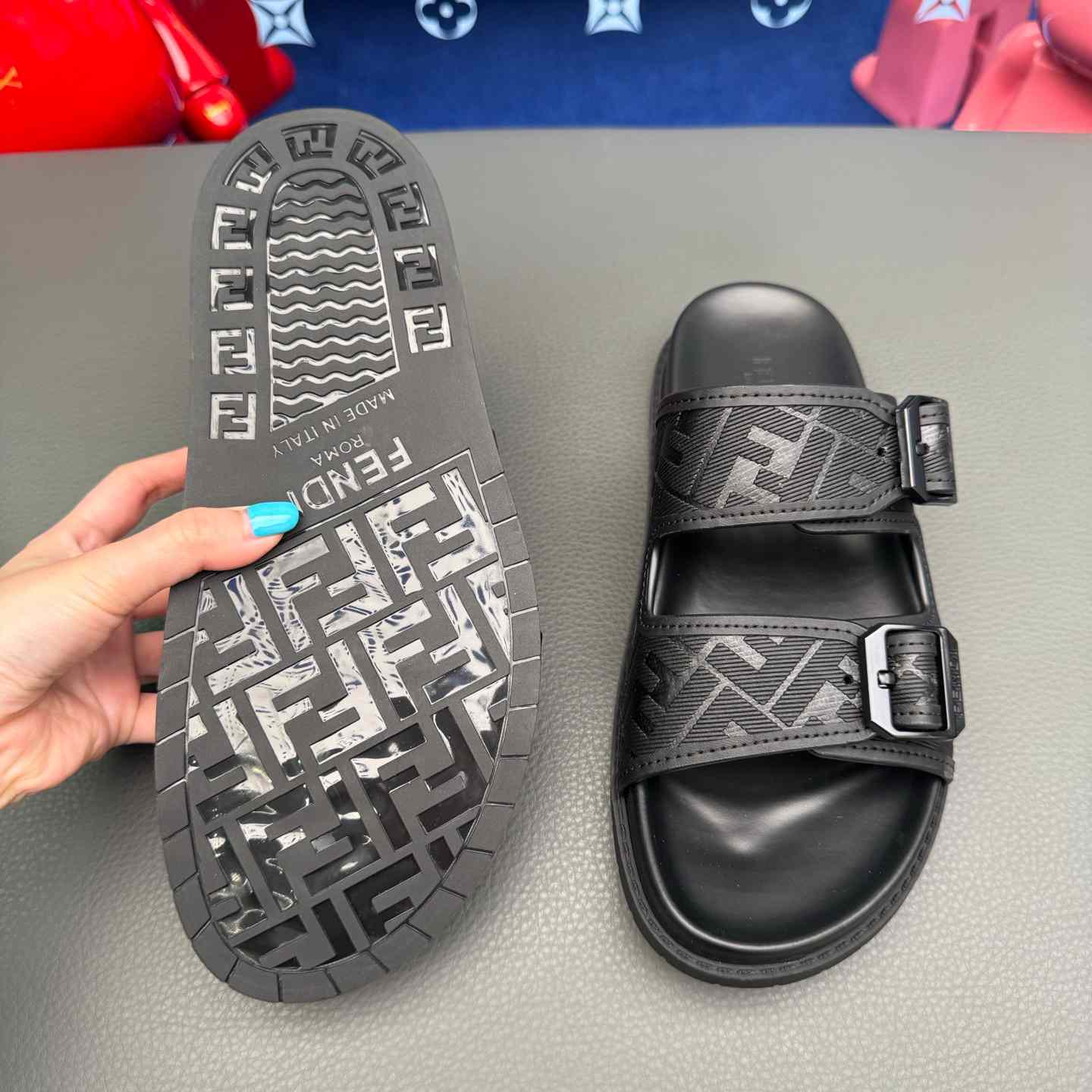Fendi Feel Logo Sandals - DopestKickz