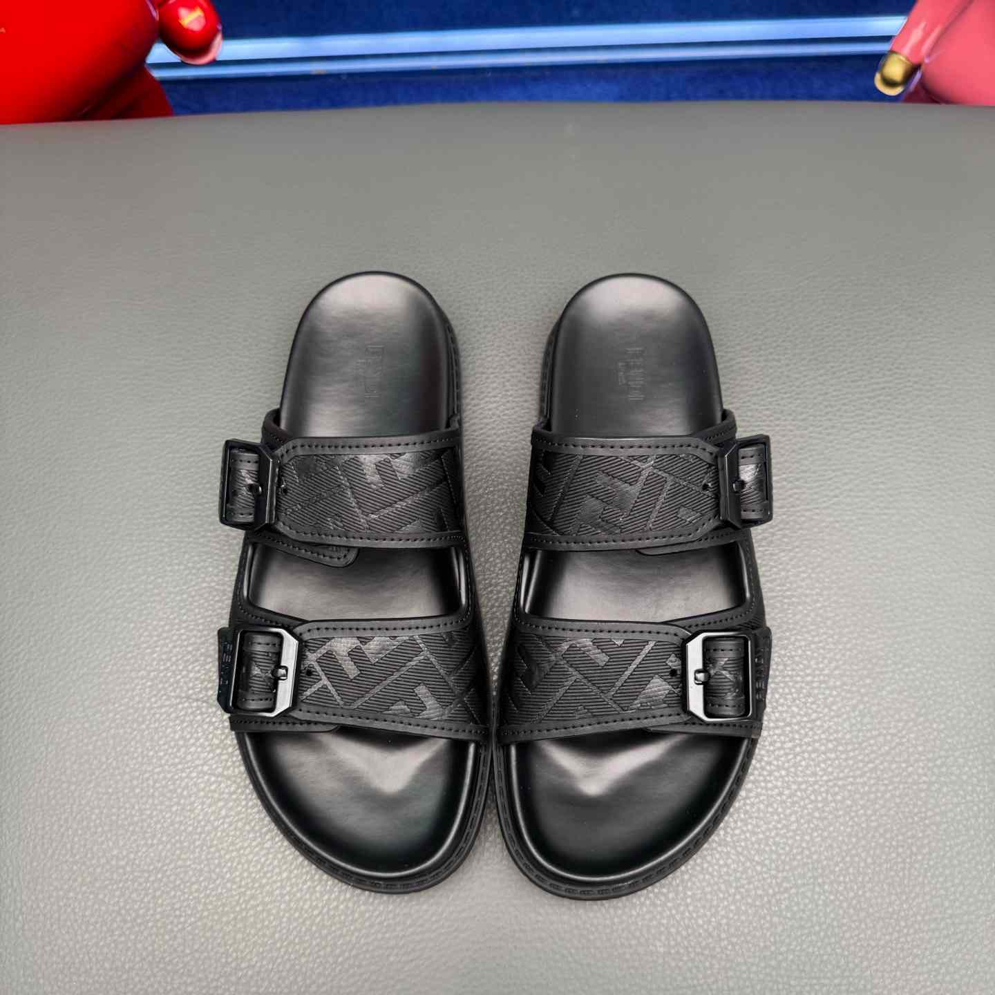 Fendi Feel Logo Sandals - DopestKickz