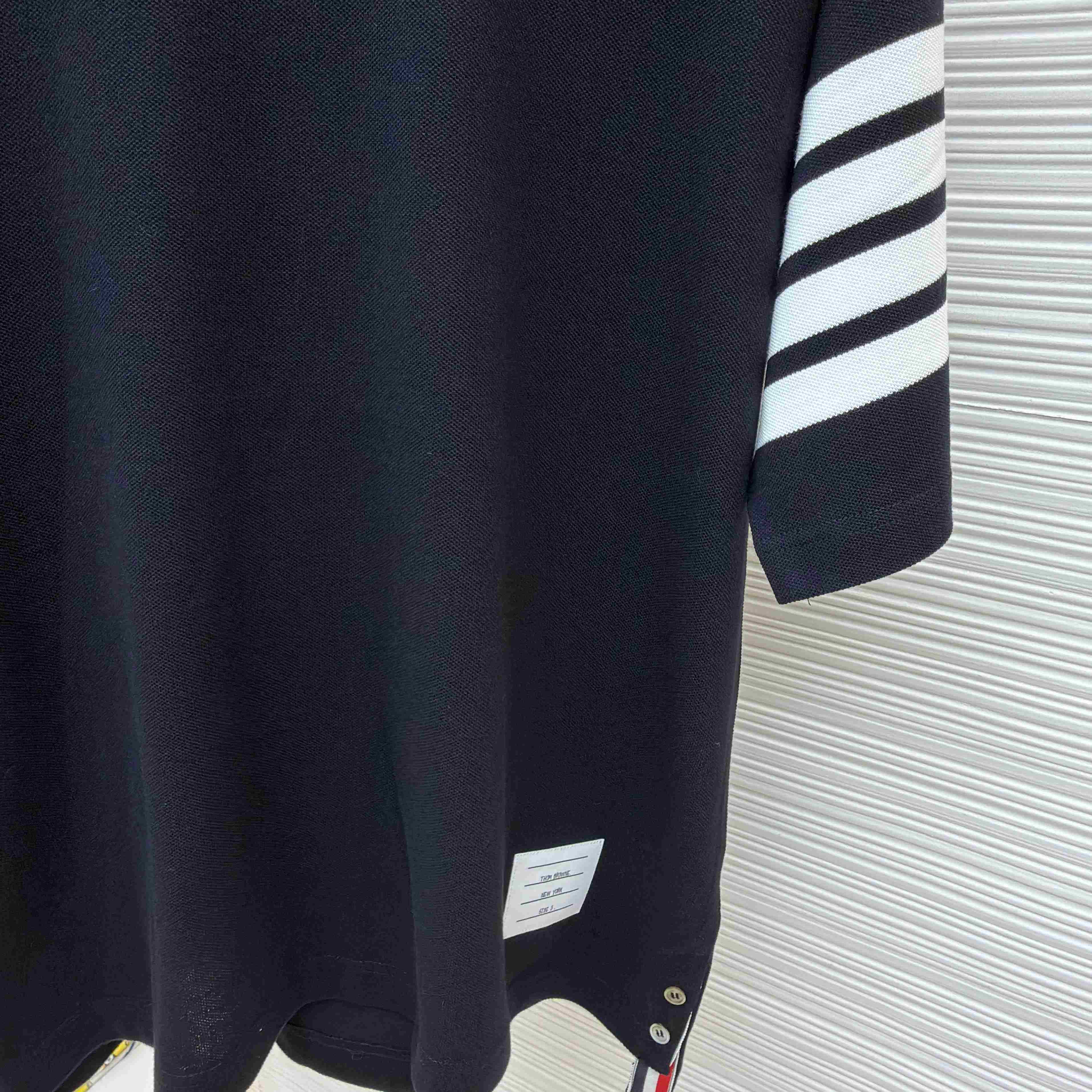 Thom Browne Cotton 4-Bar Short Sleeve T-Shirt - DopestKickz