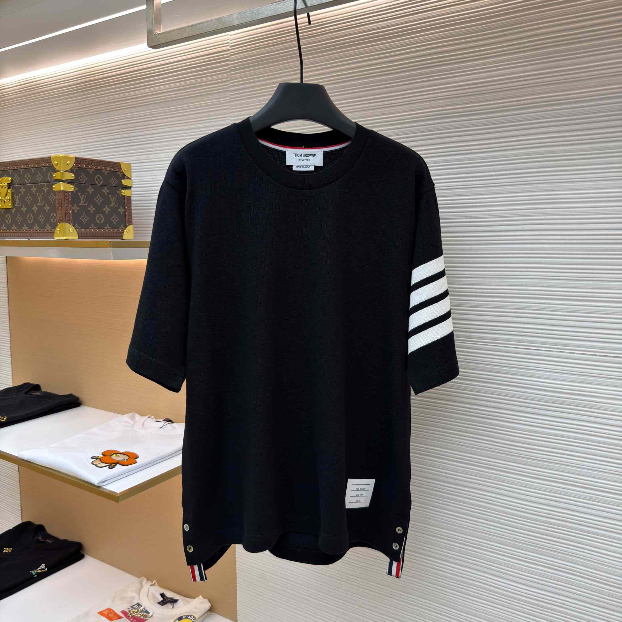 Thom Browne Cotton 4-Bar Short Sleeve T-Shirt - DopestKickz