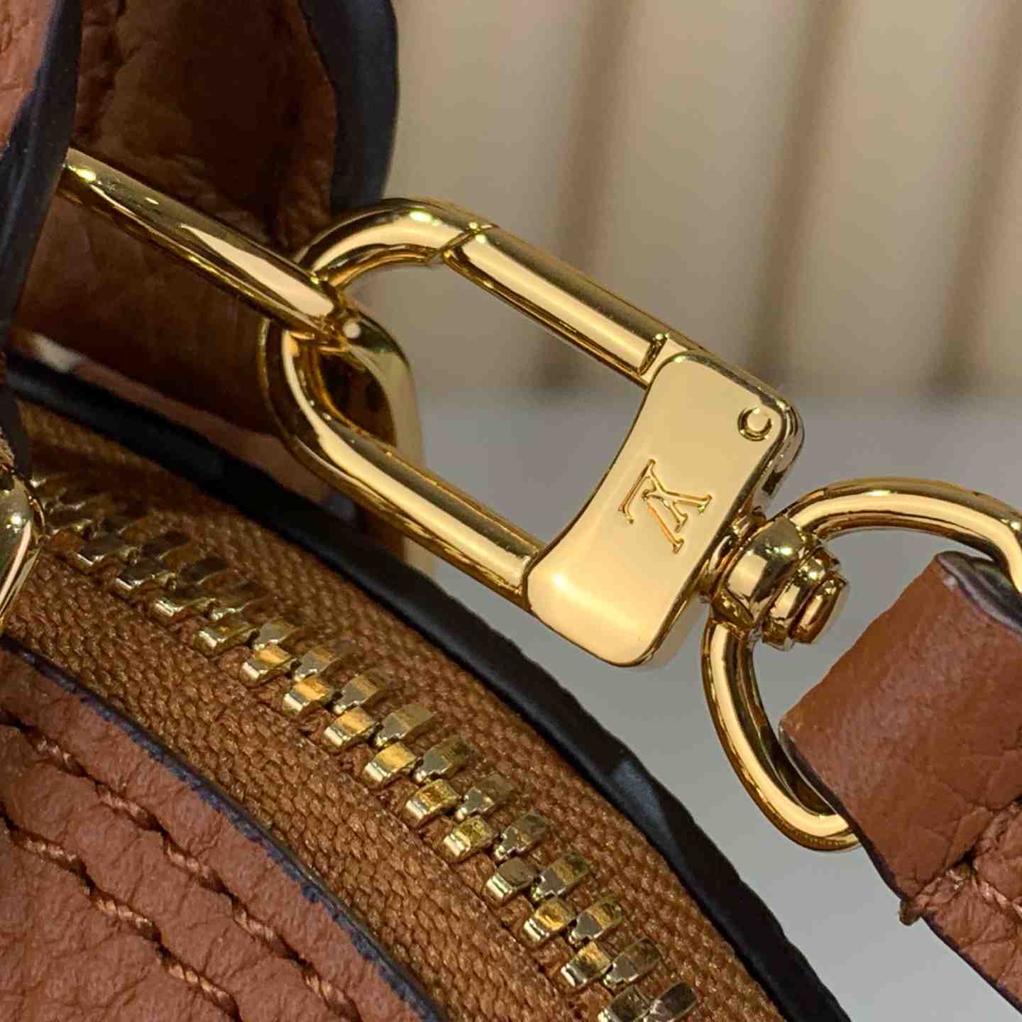 Louis Vuitton Alma Trunk BB M29091 - DopestKickz