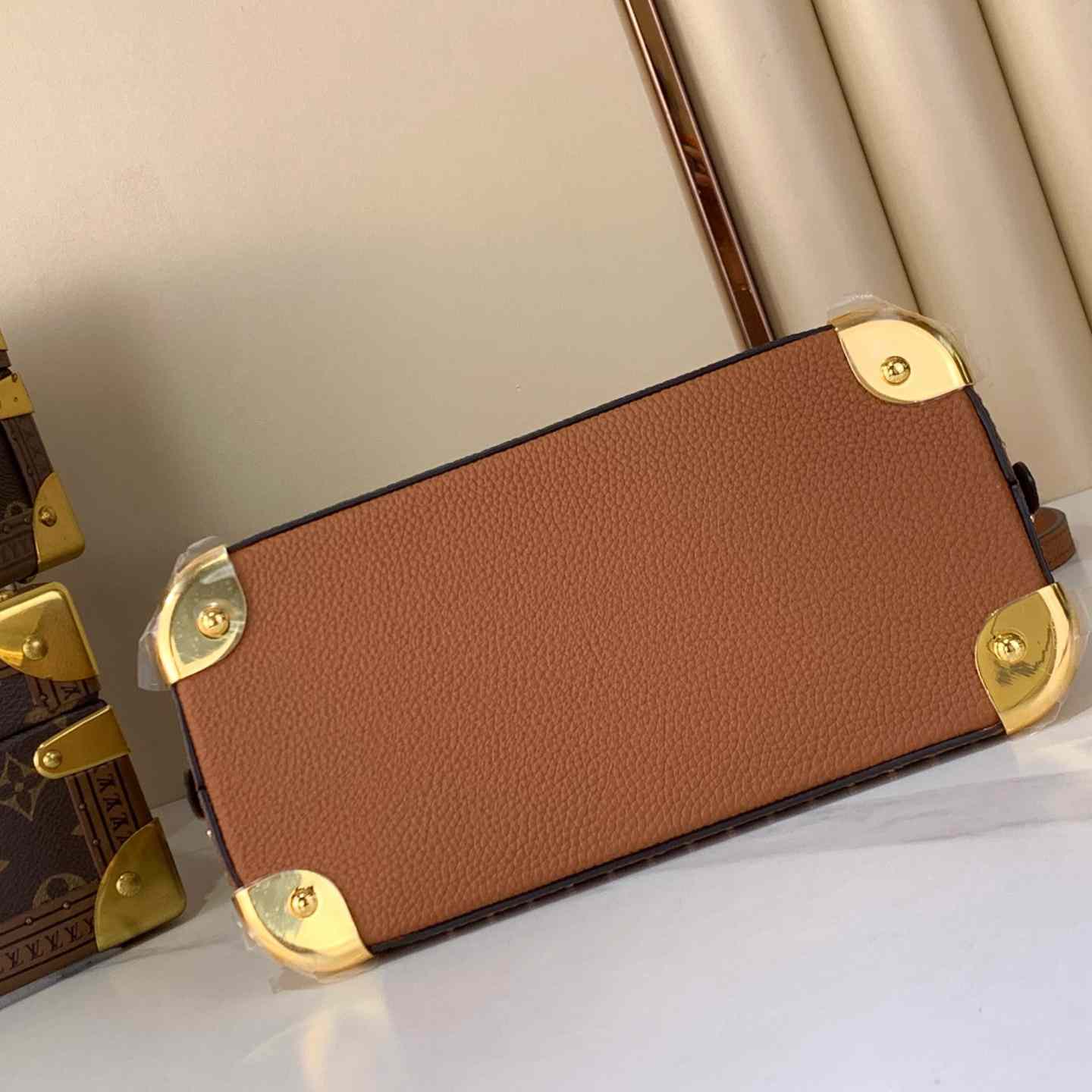 Louis Vuitton Alma Trunk BB M29091 - DopestKickz