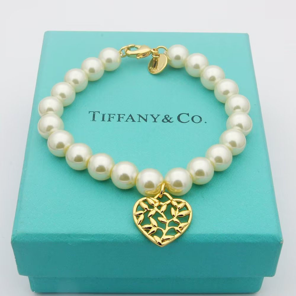 Tiffany Olive Leaf Pearl Heart Bracelet - DopestKickz