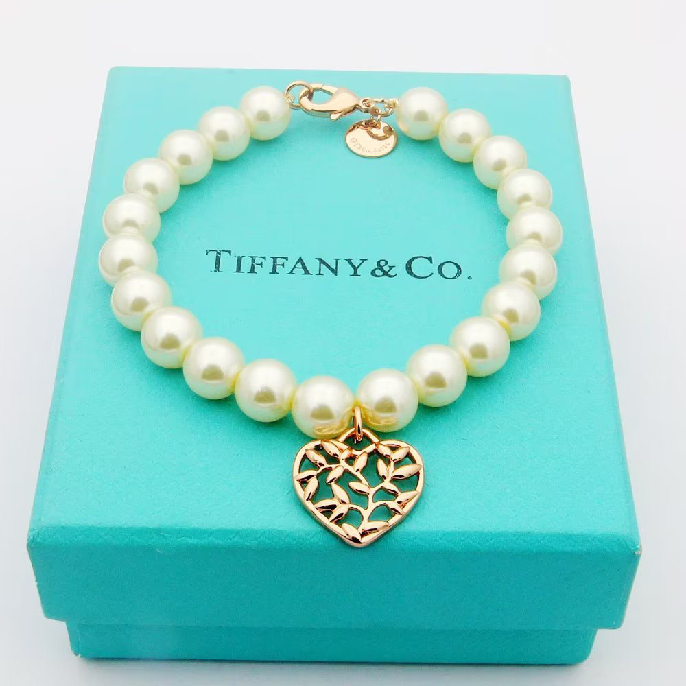 Tiffany Olive Leaf Pearl Heart Bracelet - DopestKickz