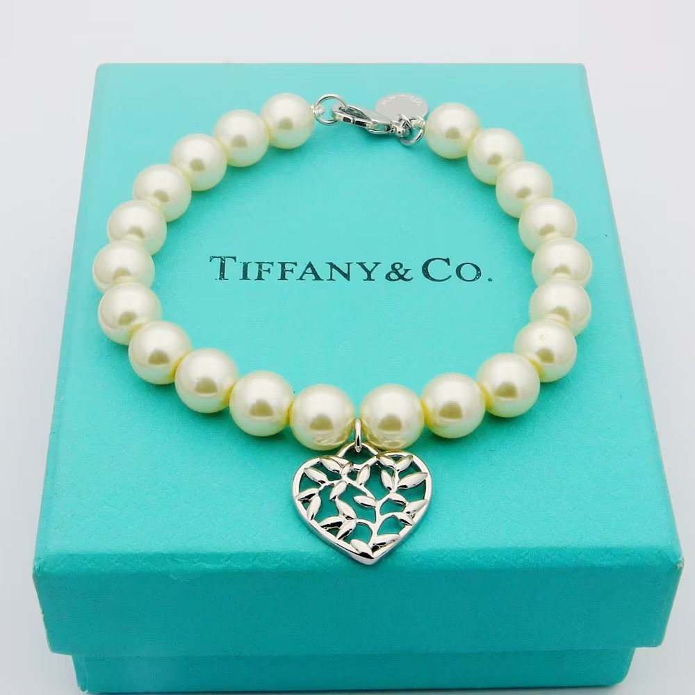Tiffany Olive Leaf Pearl Heart Bracelet - DopestKickz