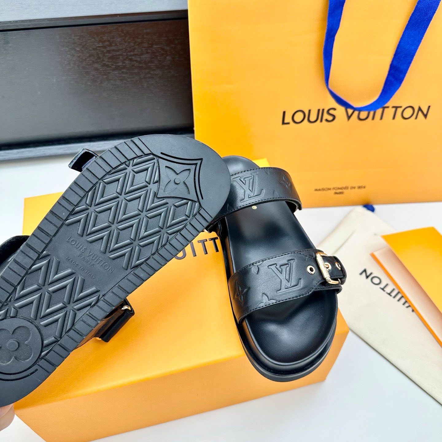 Louis Vuitton Bom Dia Flat Comfort Mule 1ABVNF - DopestKickz