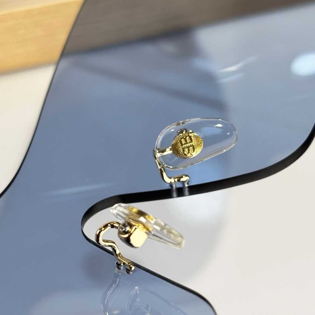 Balenciaga BB0359S Sunglasses - DopestKickz