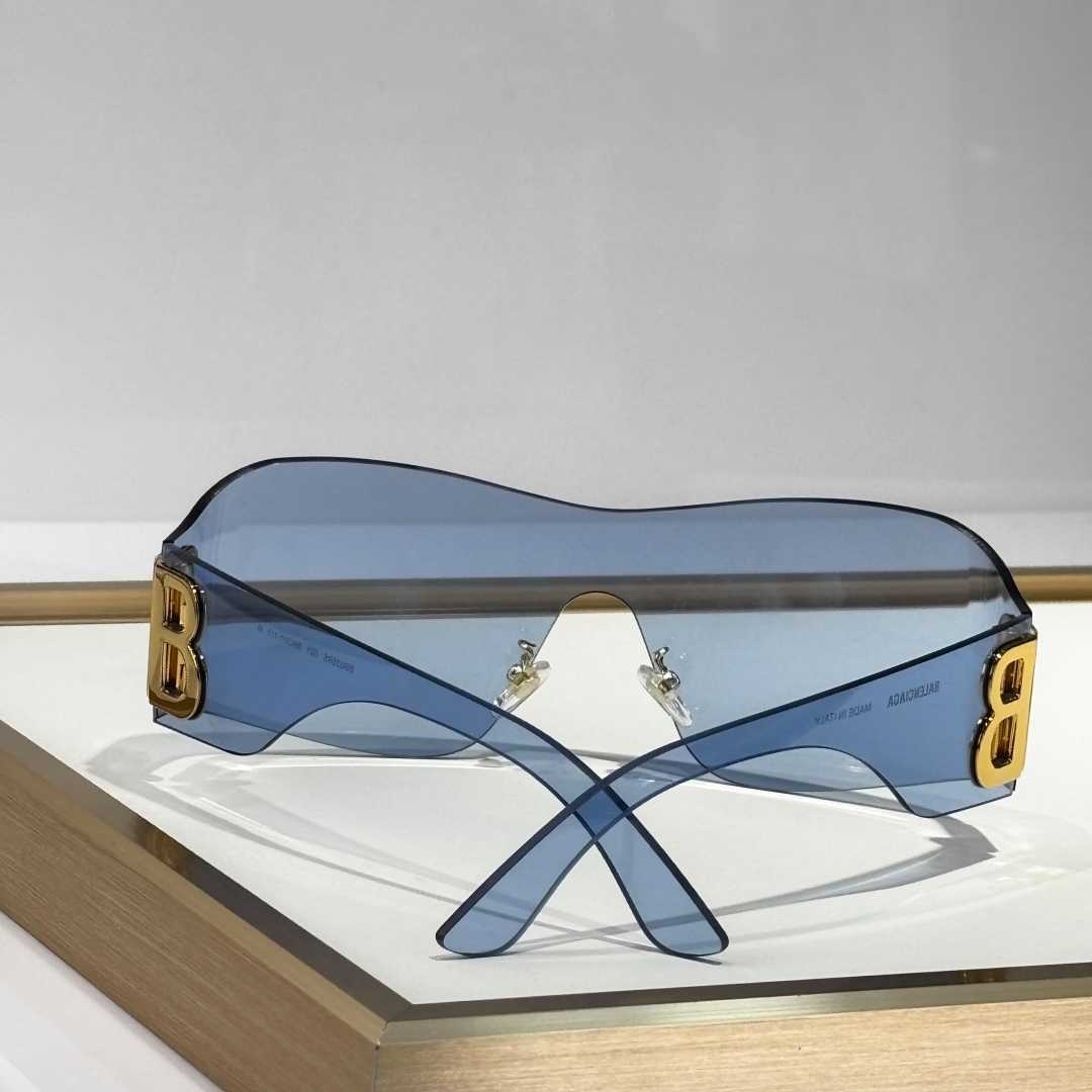 Balenciaga BB0359S Sunglasses - DopestKickz