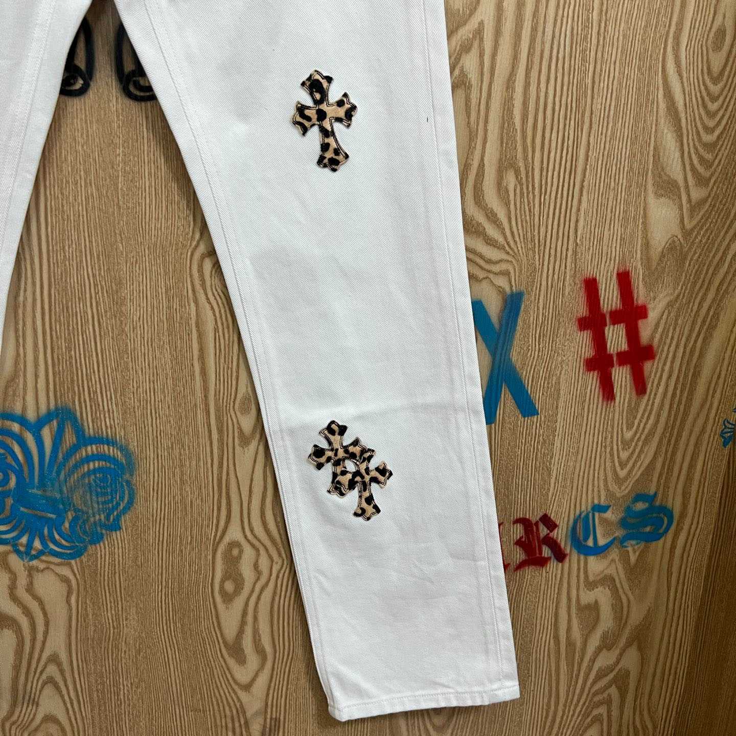 Chrome Hearts Levi's 501 Leopard Cross Patch White Jeans - DopestKickz