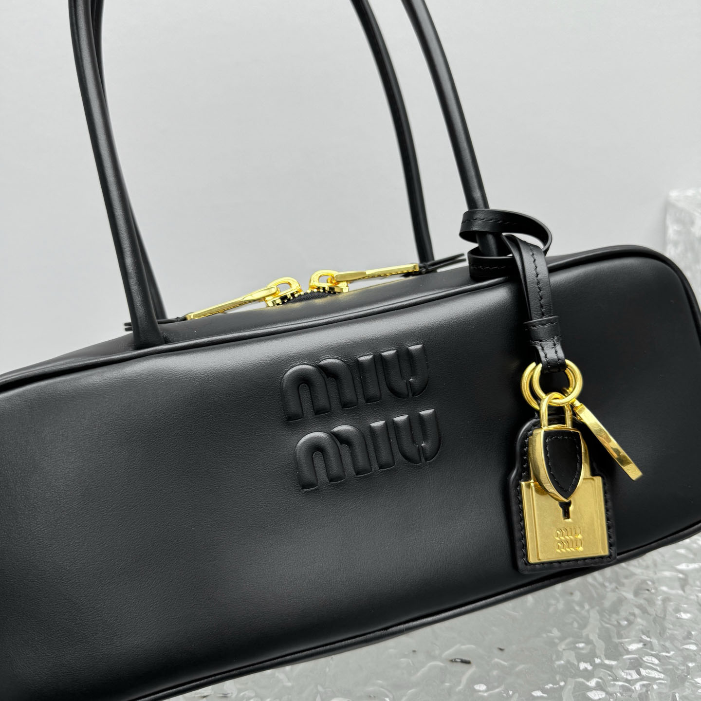 Miu Miu Beau Leather Bag - DopestKickz