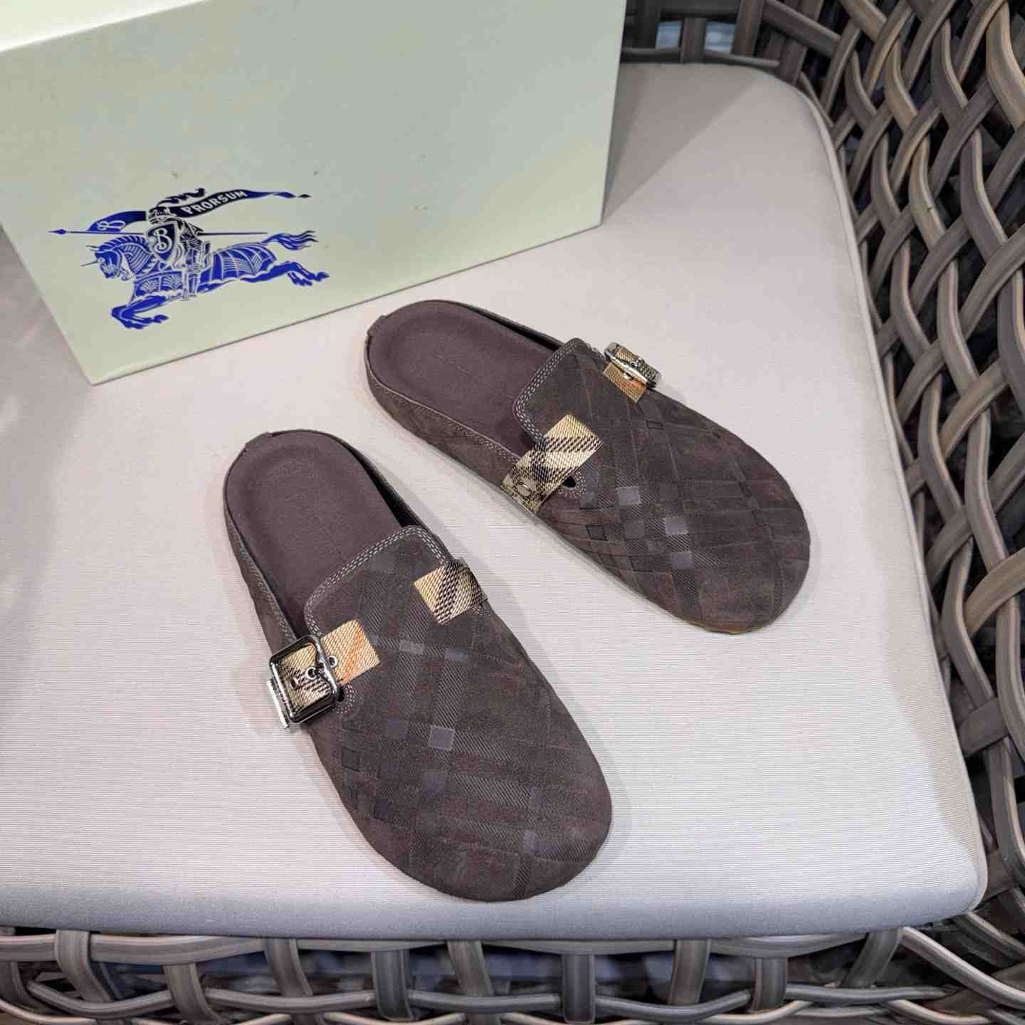 Burberry Suede Urchin Clogs - DopestKickz