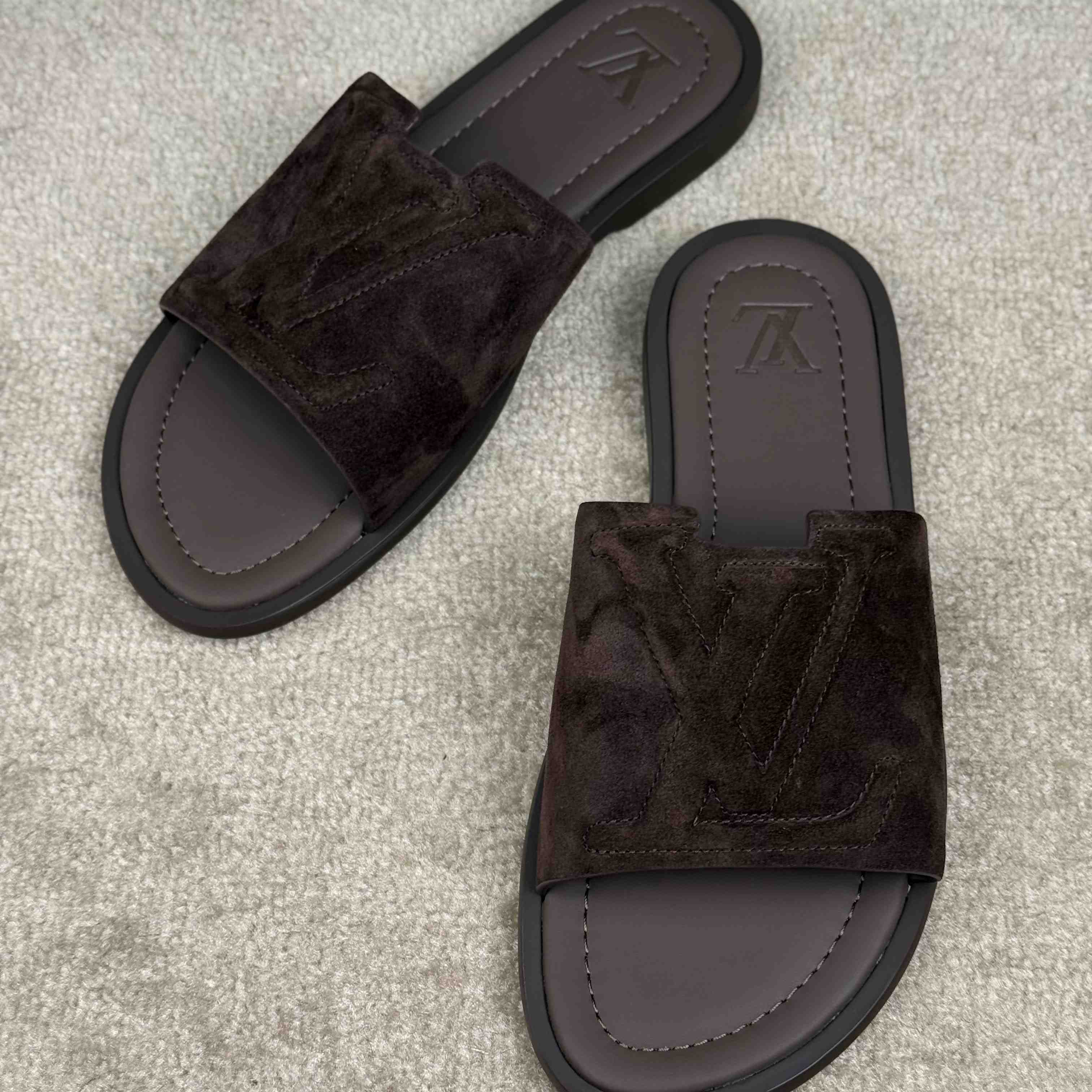 Louis Vuitton LV Portofino Mule   1AK8RI - DopestKickz
