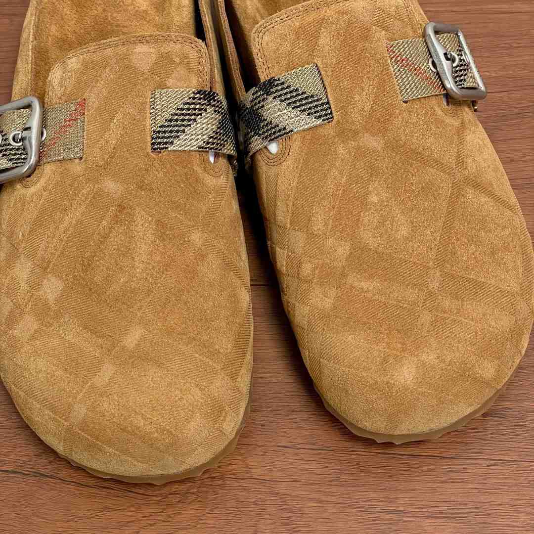 Burberry Suede Urchin Clogs - DopestKickz