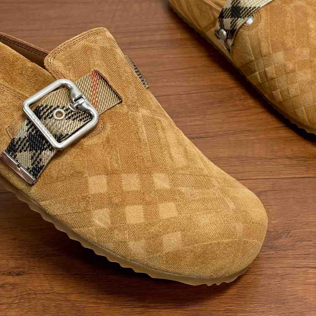 Burberry Suede Urchin Clogs - DopestKickz