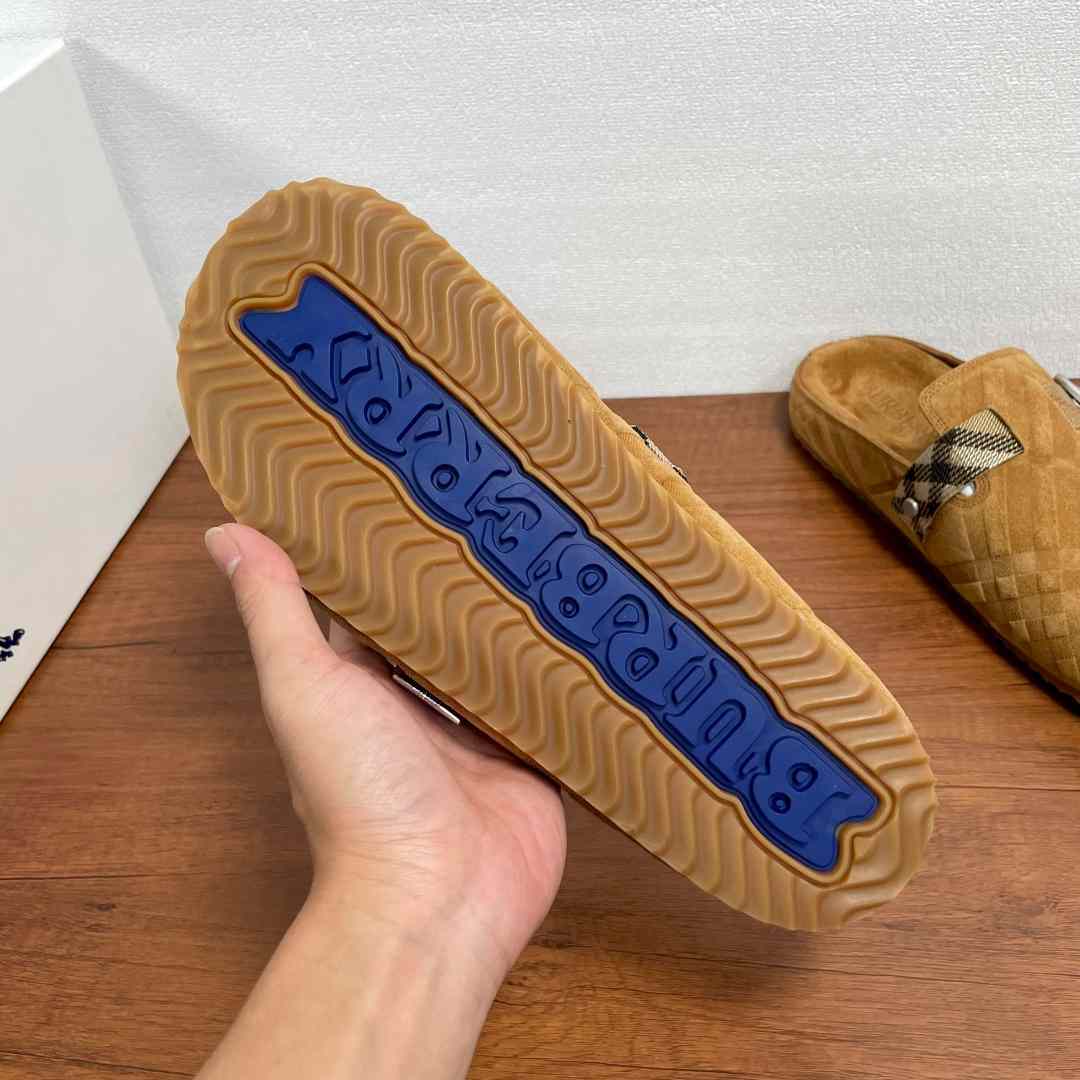 Burberry Suede Urchin Clogs - DopestKickz