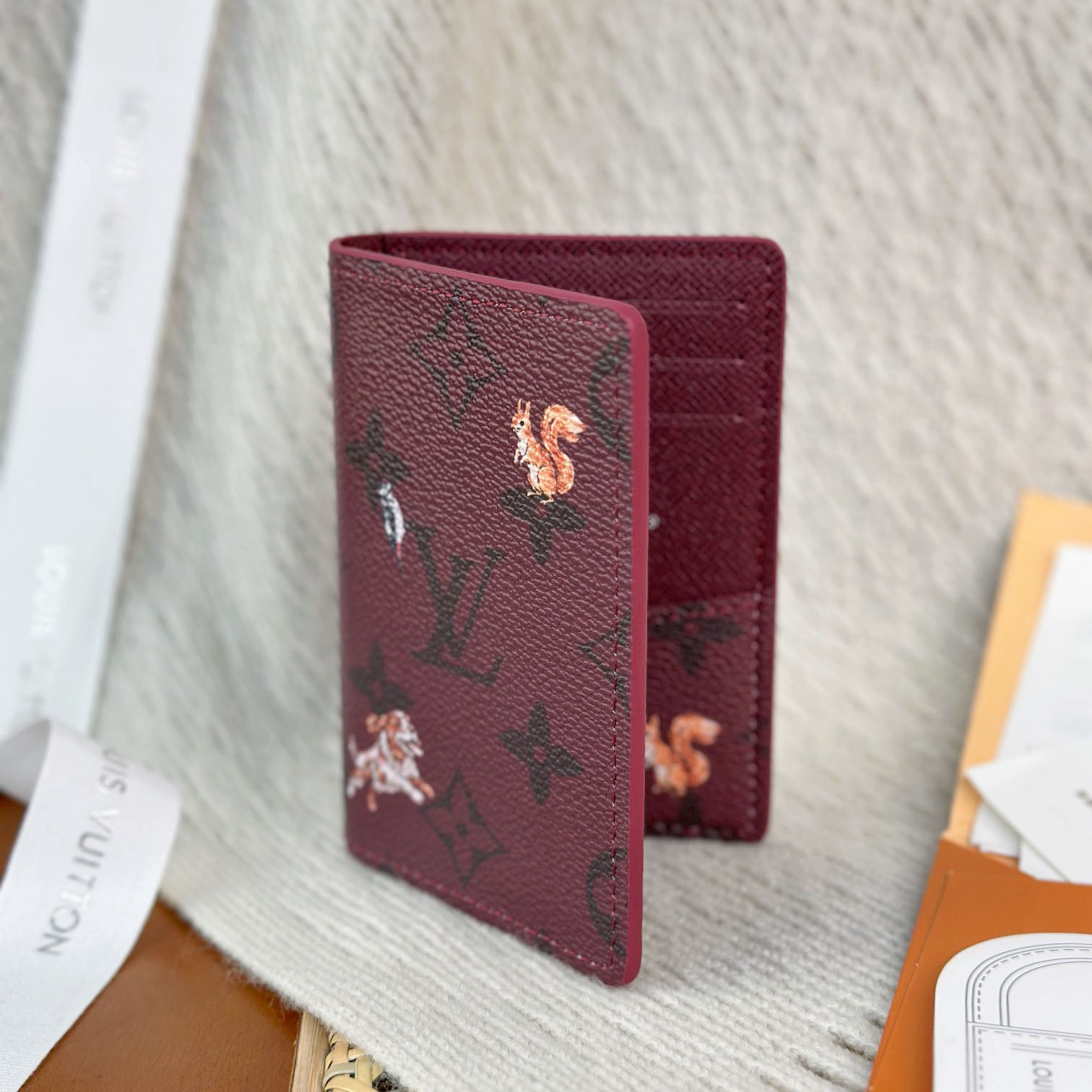 Louis Vuitton Passport Cover  M27021 - DopestKickz