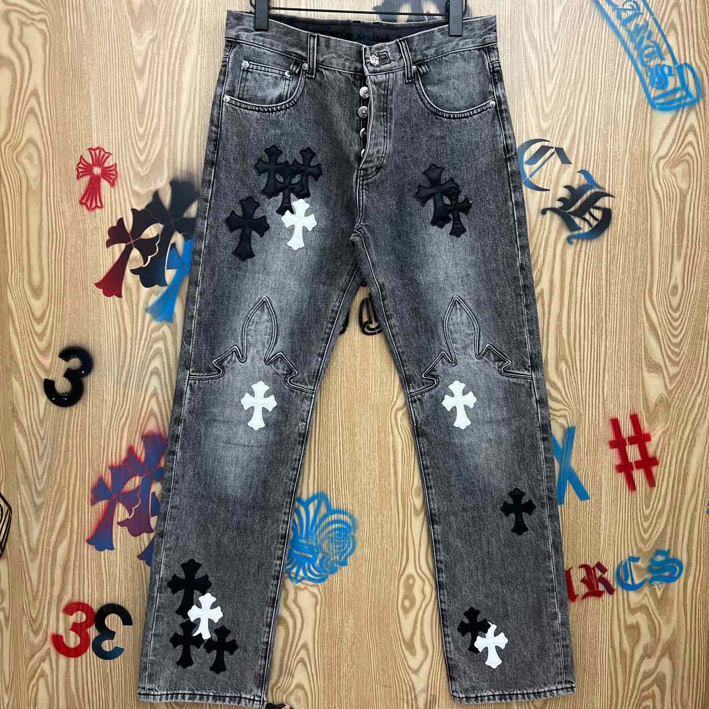 Chrome Hearts Cross Patch Fleur Knee Jeans - DopestKickz