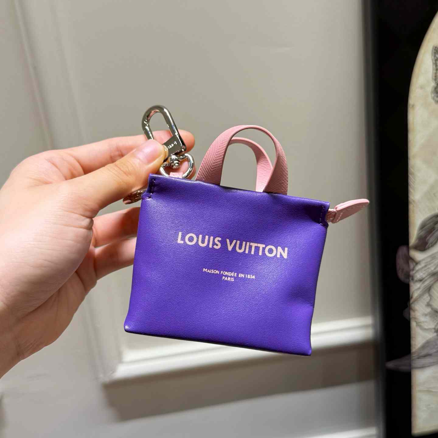 Louis Vuitton LV Mini Shopper Bag Charm M03121 - DopestKickz