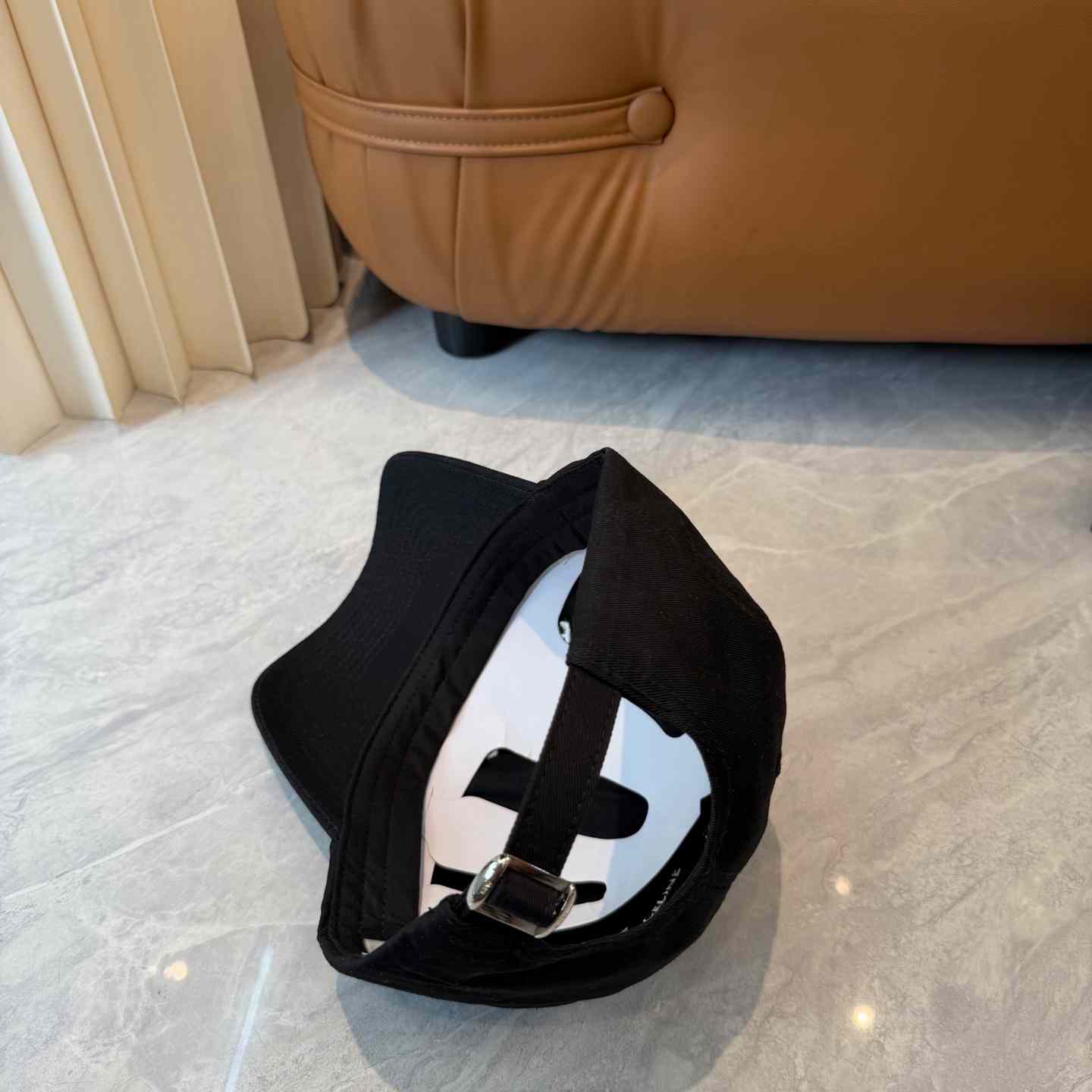 Celine Richelieu Cap IN Cotton Twill - DopestKickz