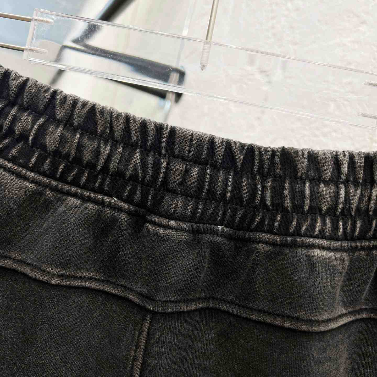 Louis Vuitton Shorts    - DopestKickz