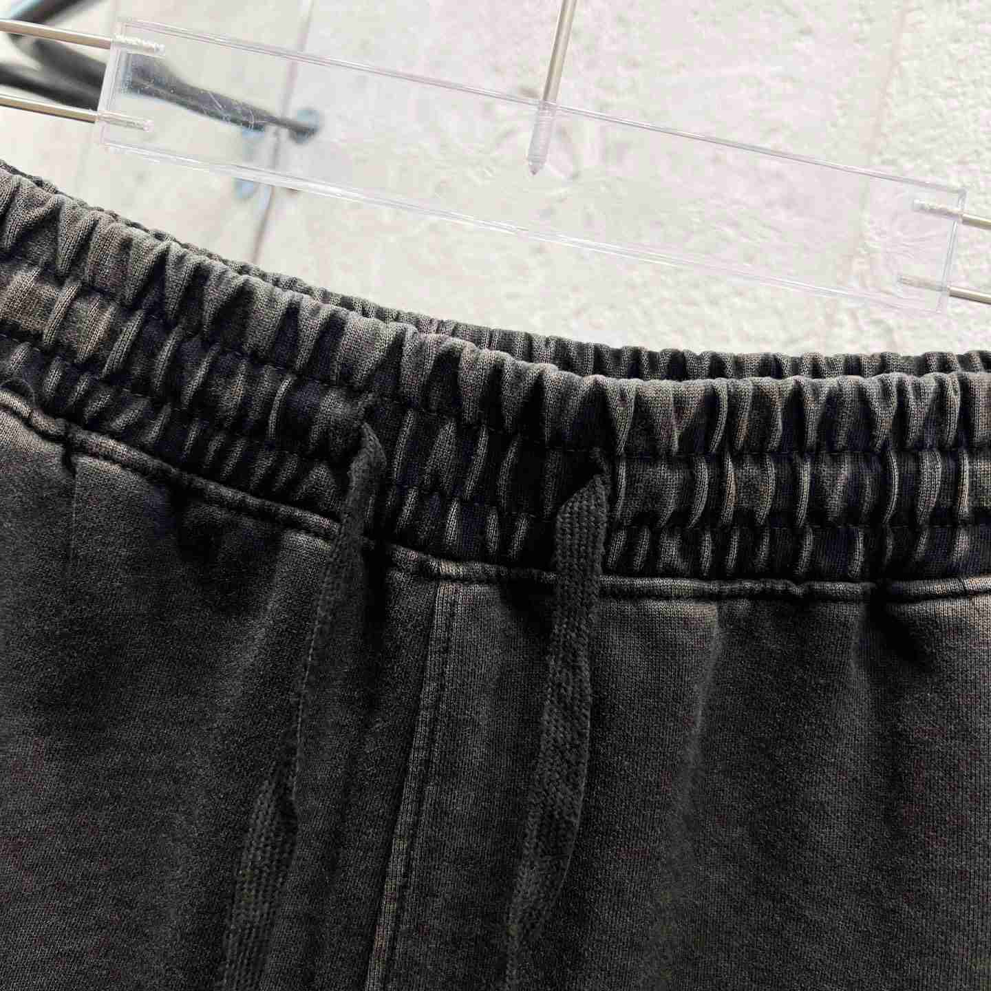 Louis Vuitton Shorts    - DopestKickz