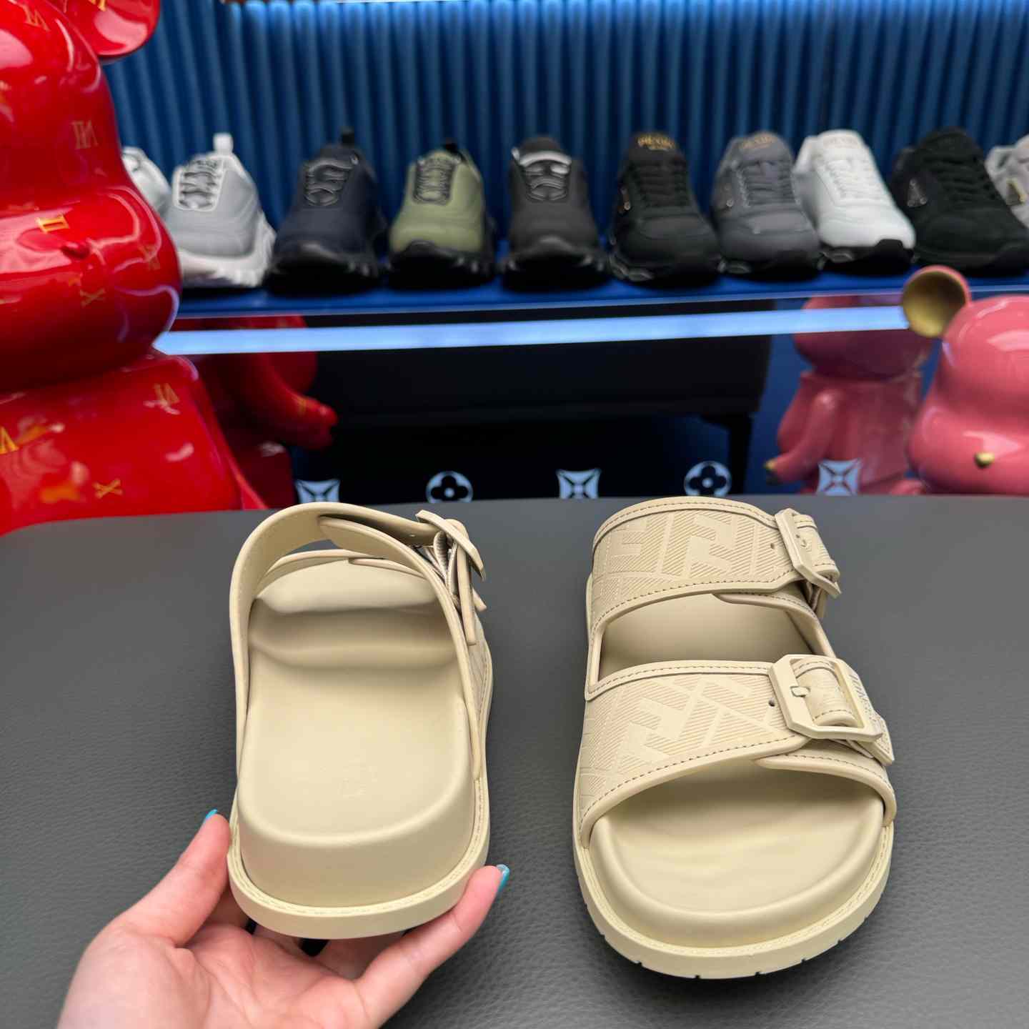 Fendi Feel Logo Sandals - DopestKickz