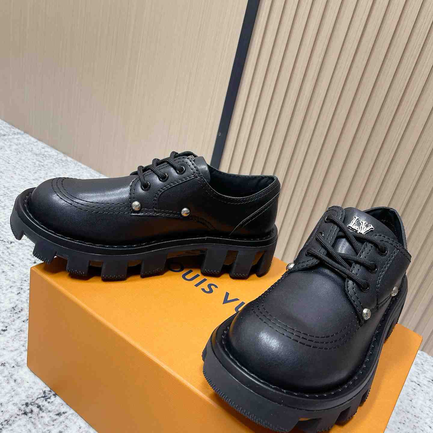 Louis Vuitton LV Checker Derby 1ACN3W - DopestKickz